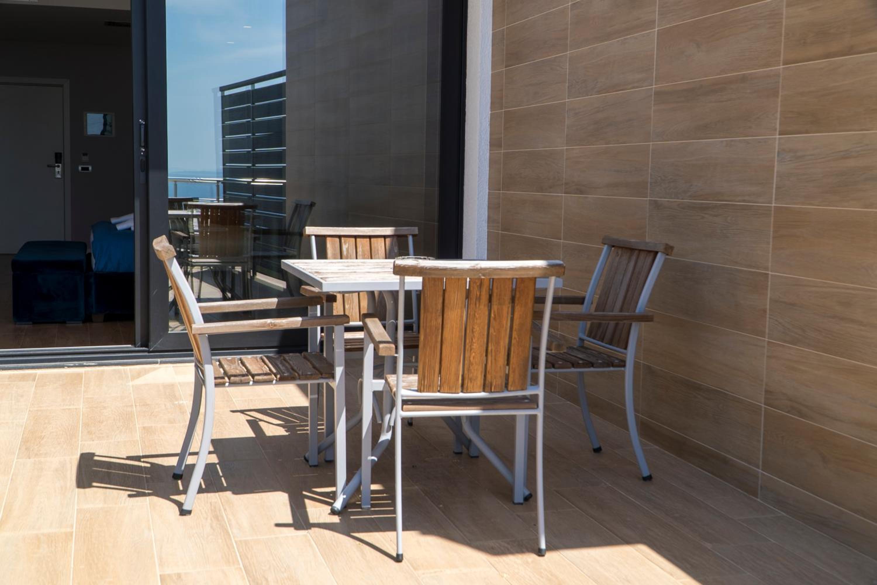 Deluxe Suite With Terrace And Sea View