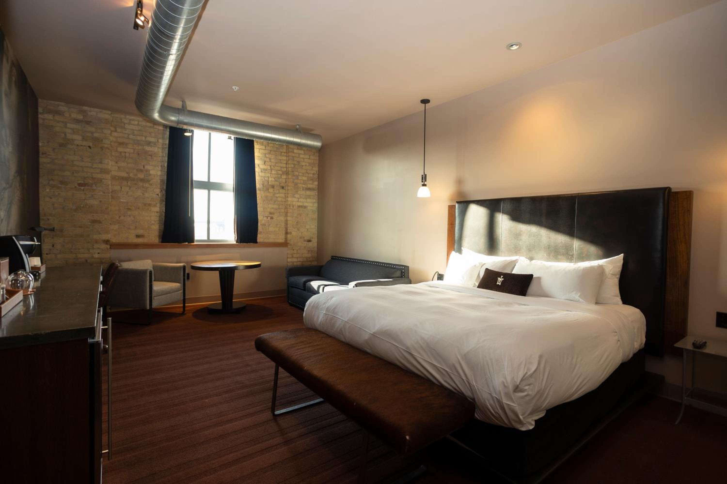 Cream City Studio Suite