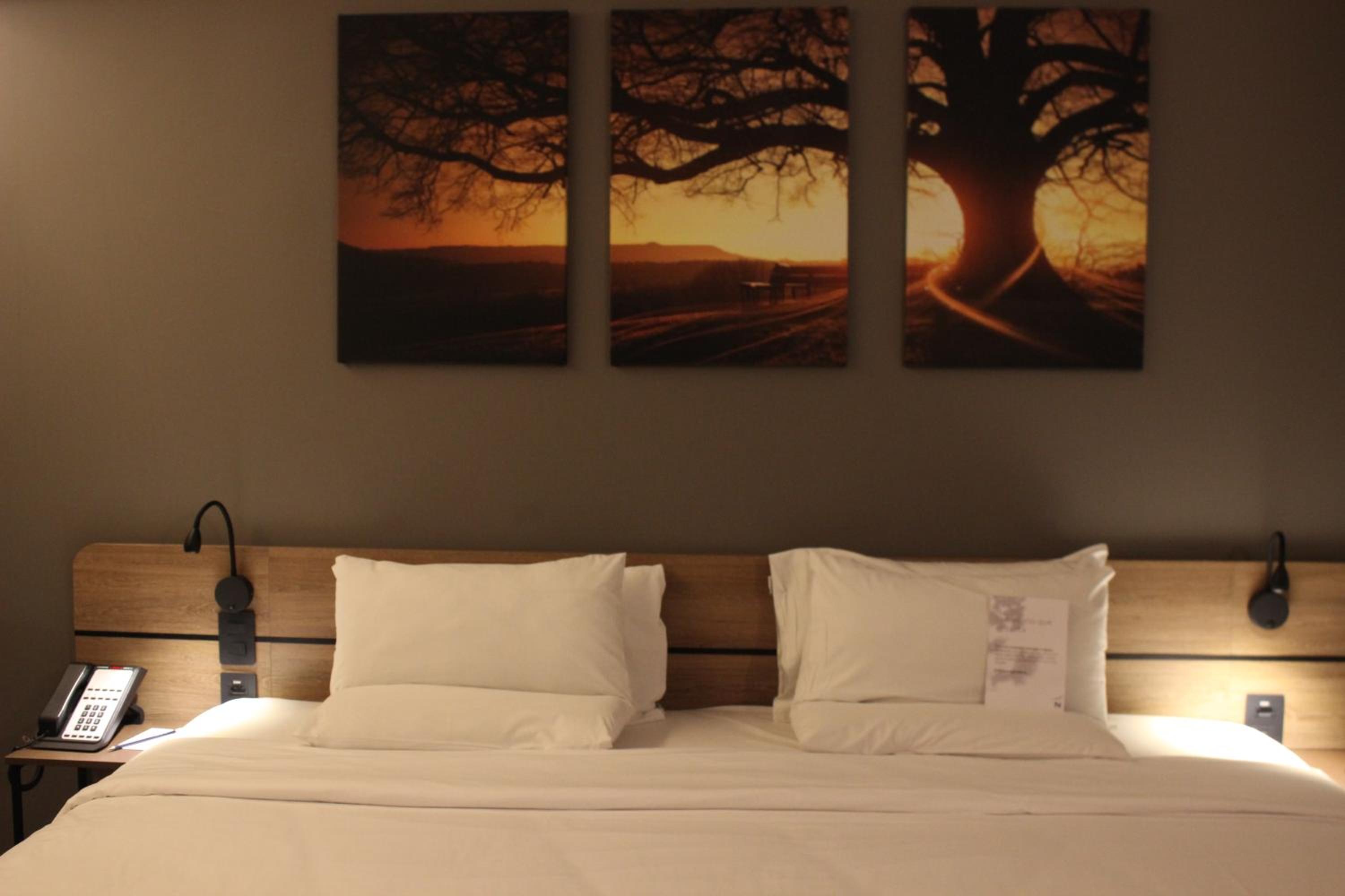 King Suite with Sofa Bed