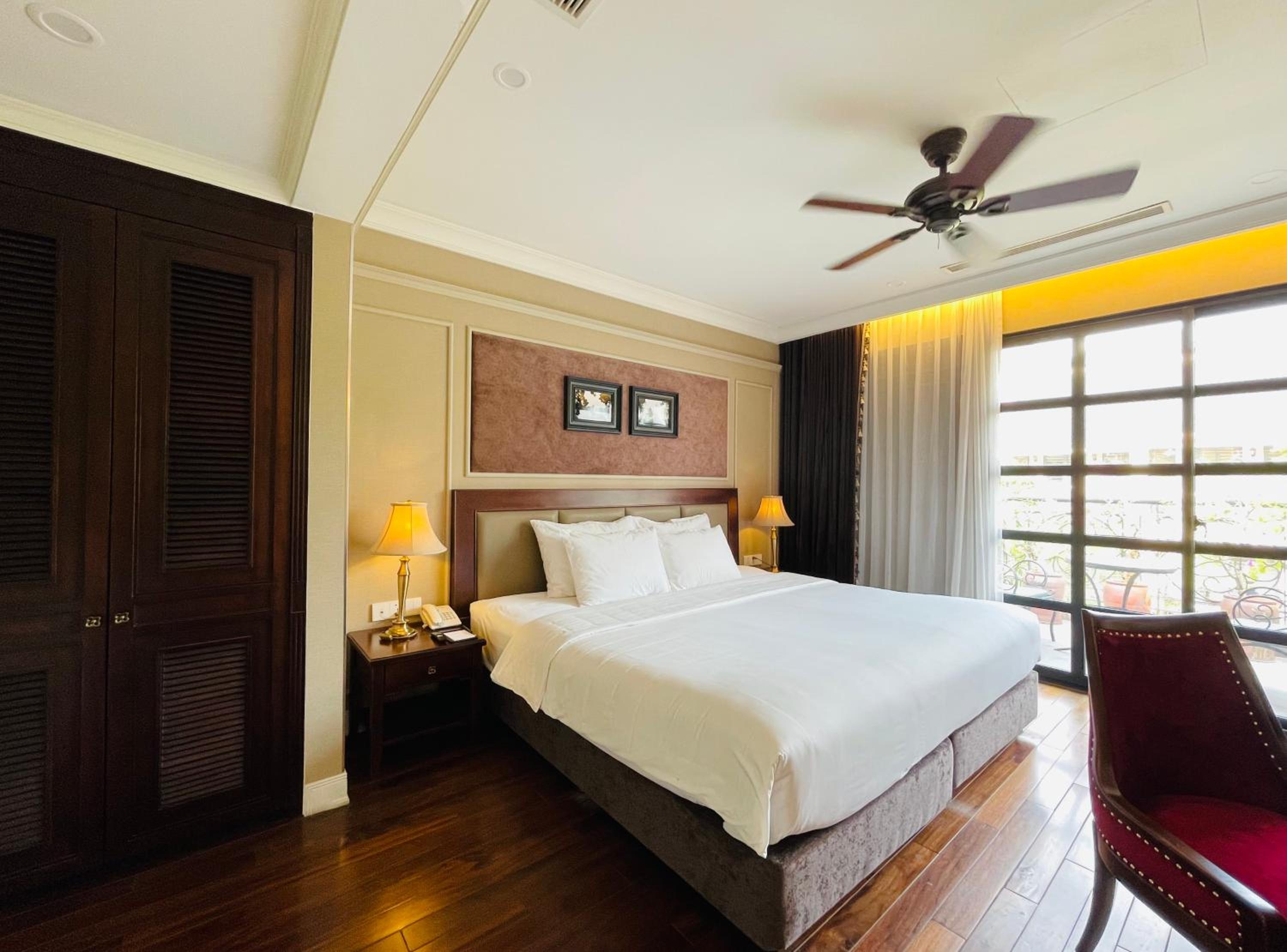 Suite with City View