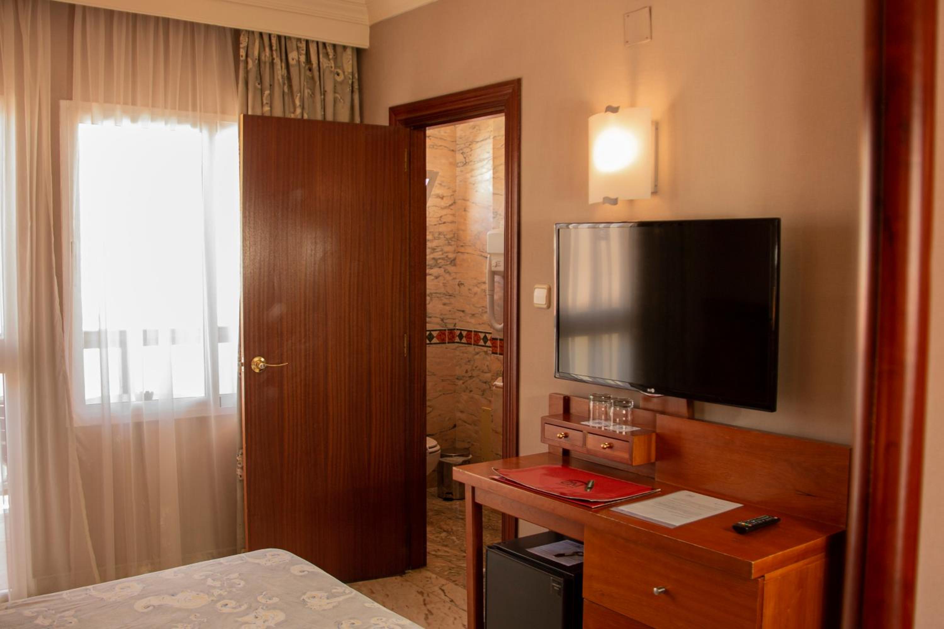 Budget Double Room for Single Use