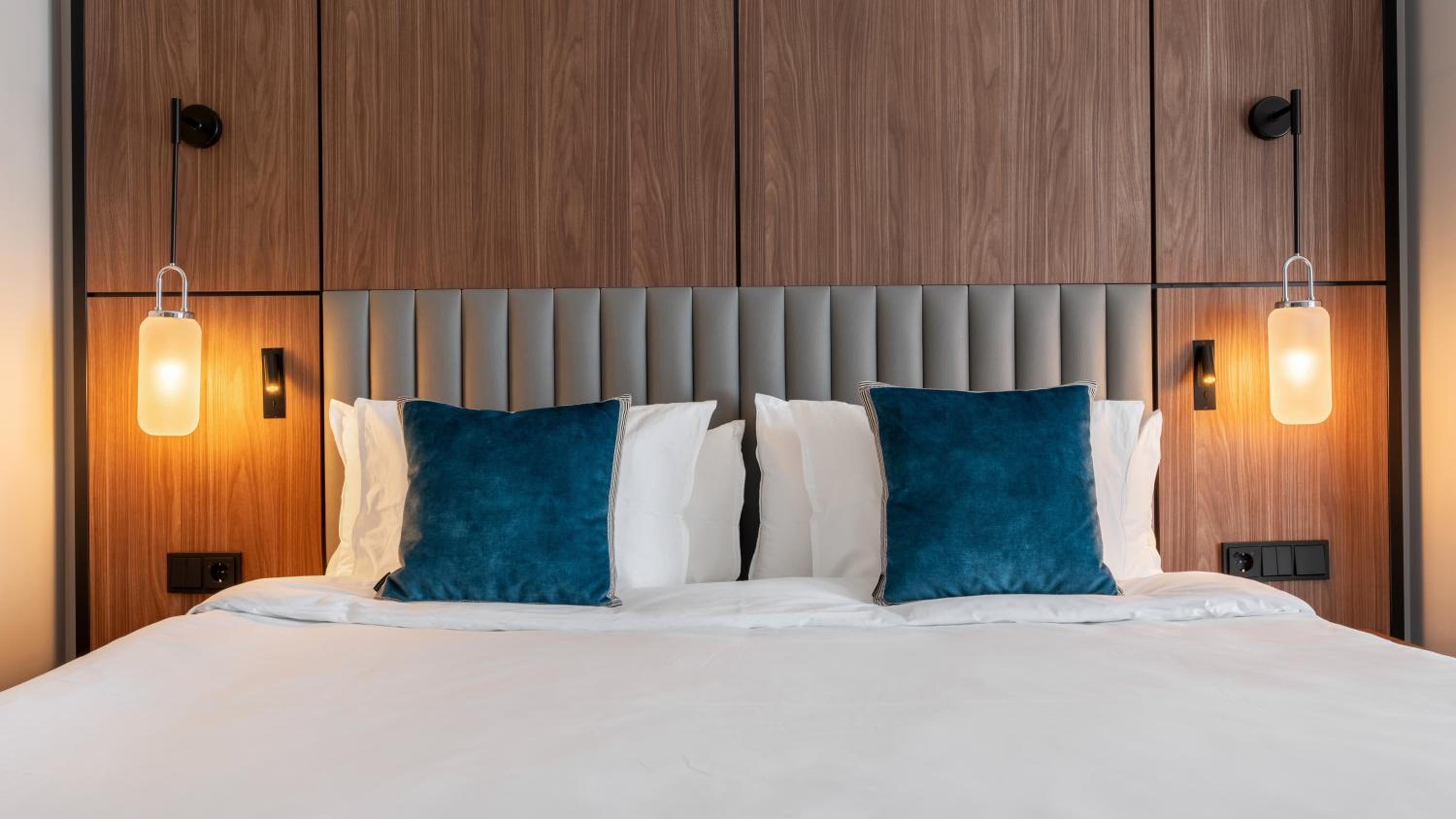 Standard King Room with Free Spa Access