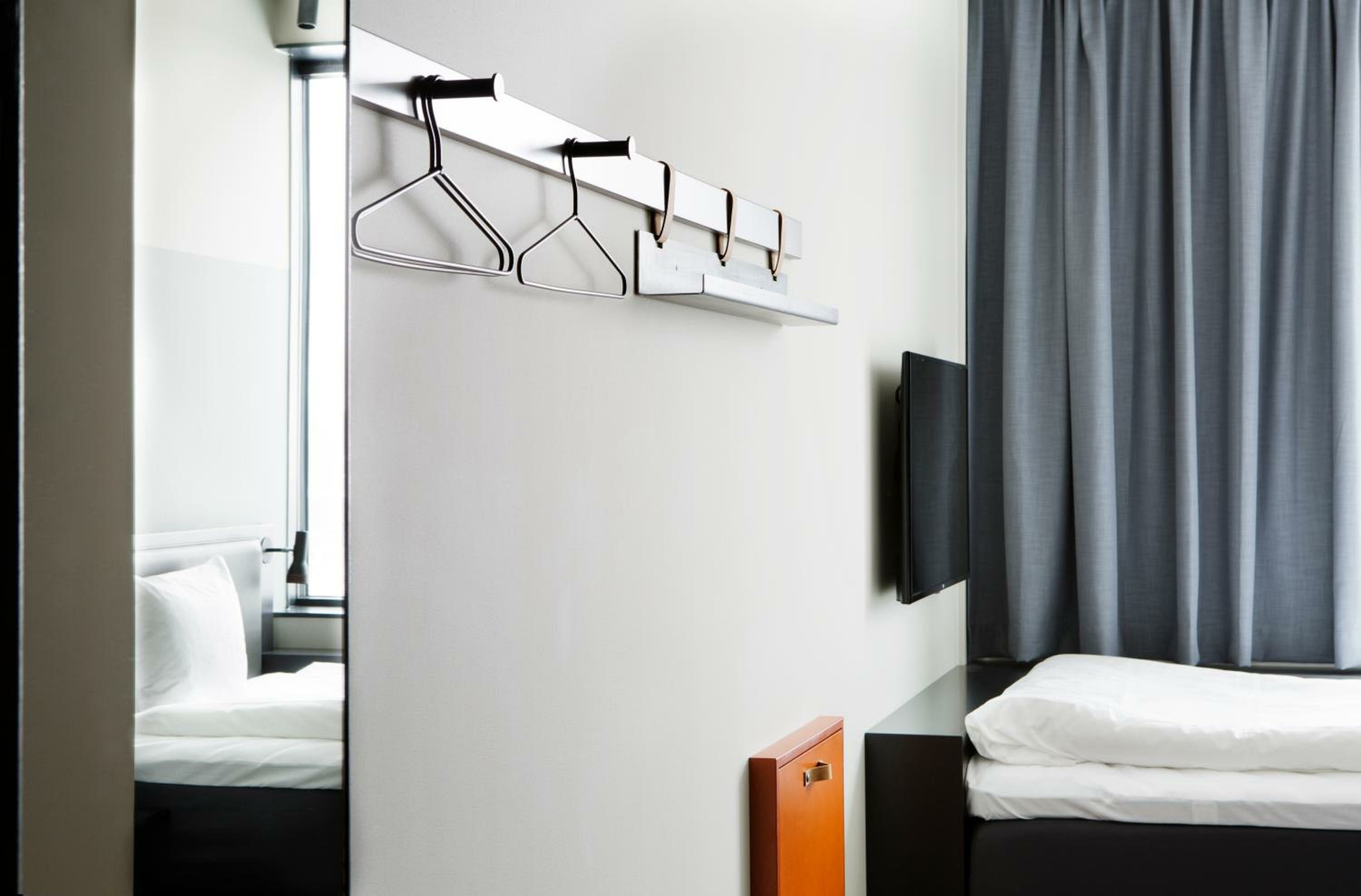 Compact Double Room (55 in bed)