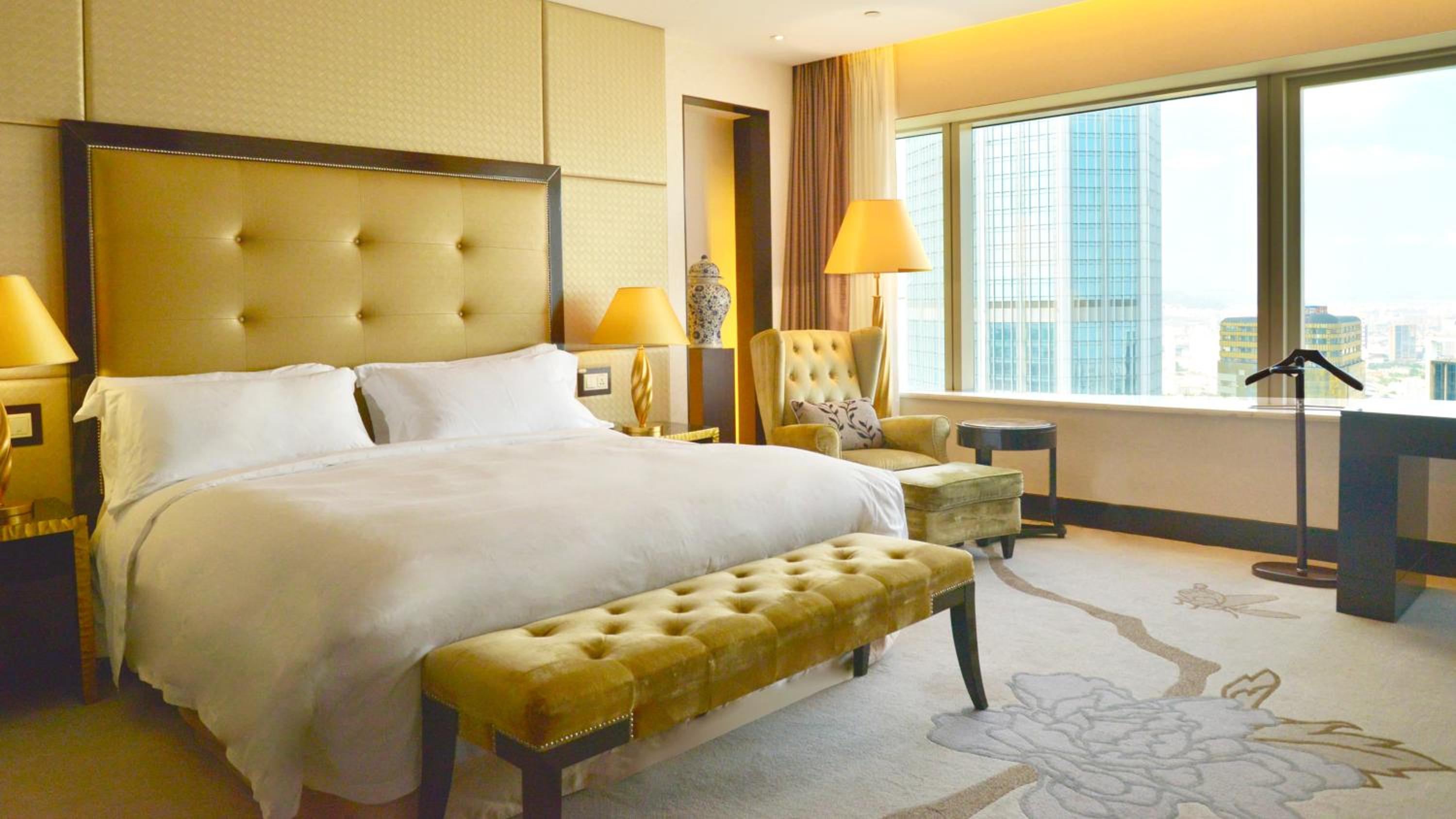Classic King Room - High Floor