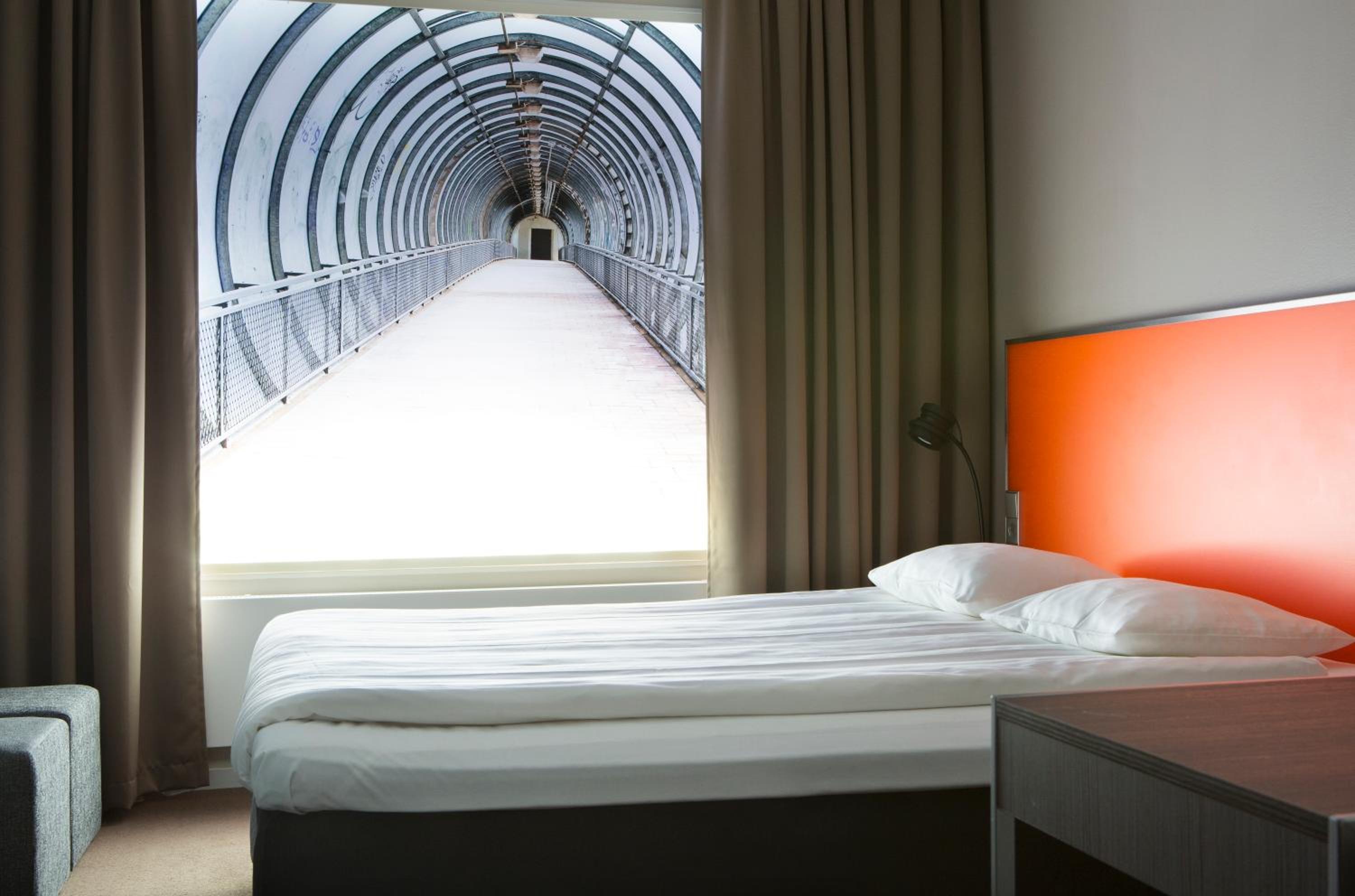 Compact Double Room without Windows
