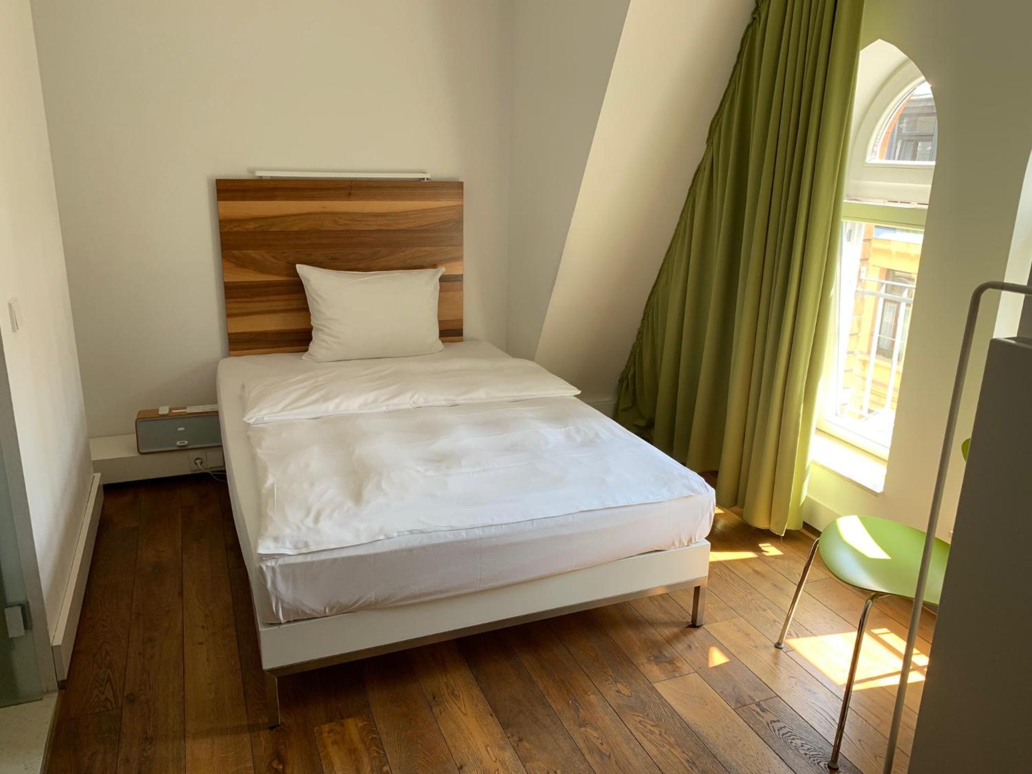  Double Room With French Bed