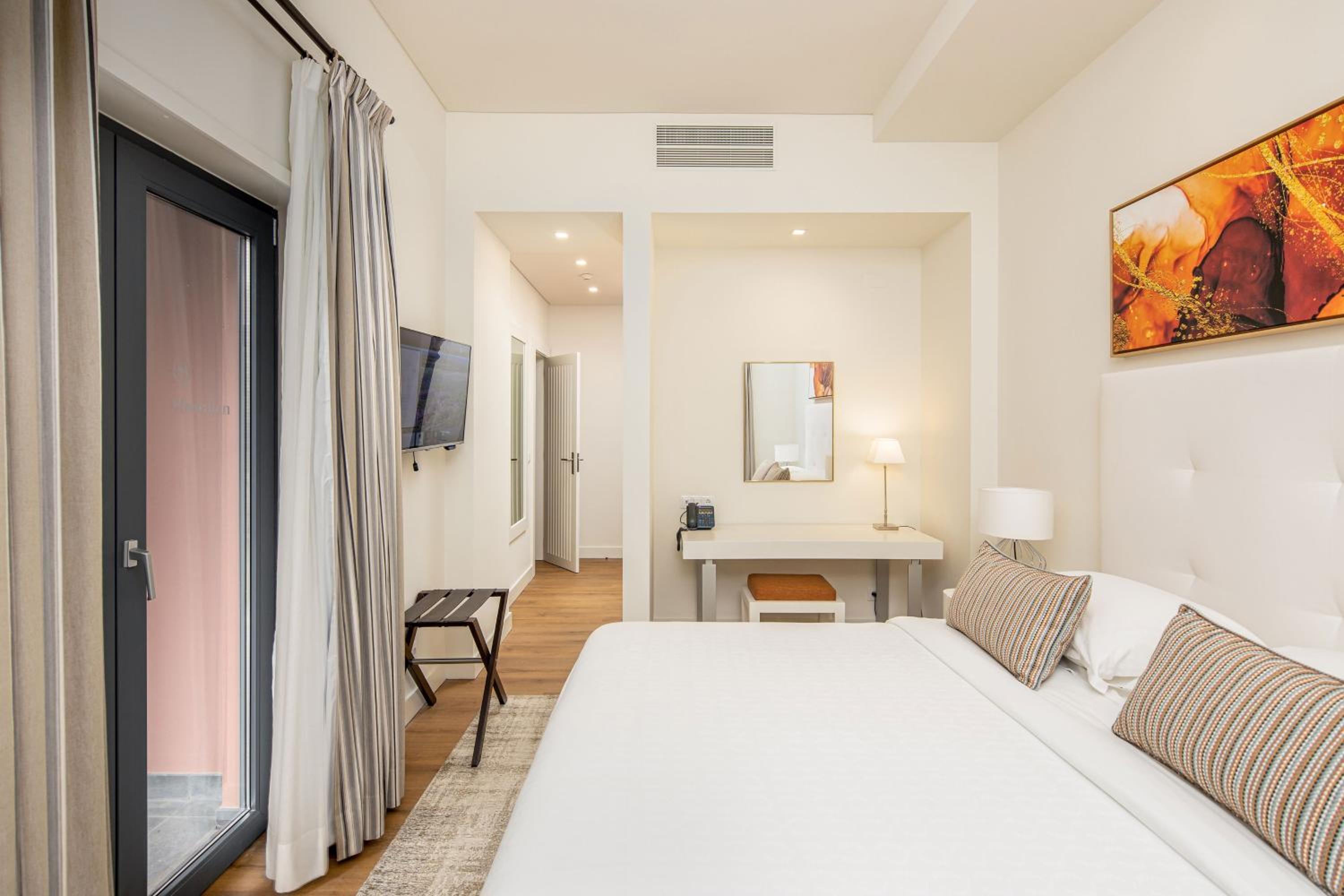 Premium Suite Room with Resort View