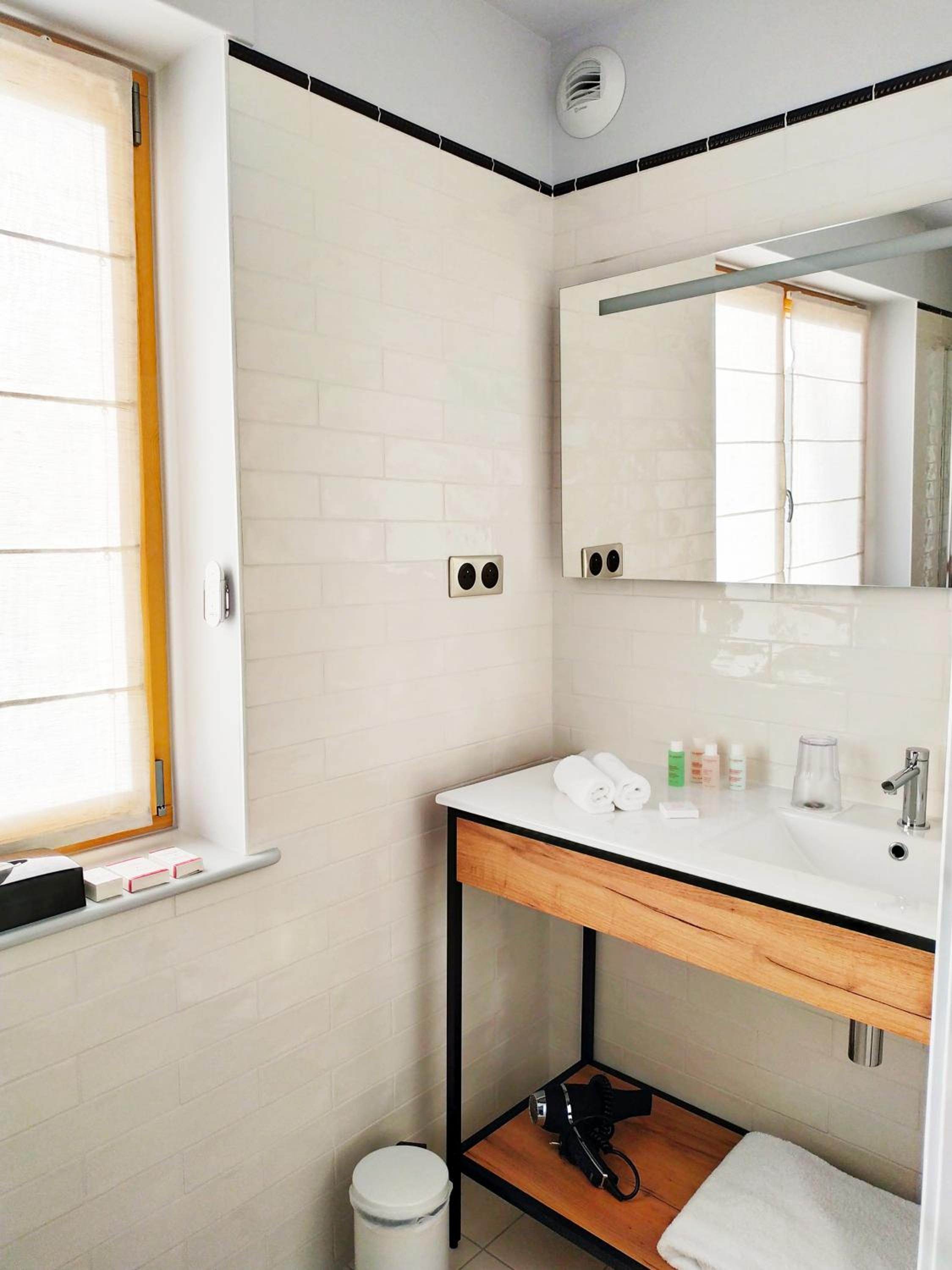 Standard Room with Lake View Grands Bois (Annex)