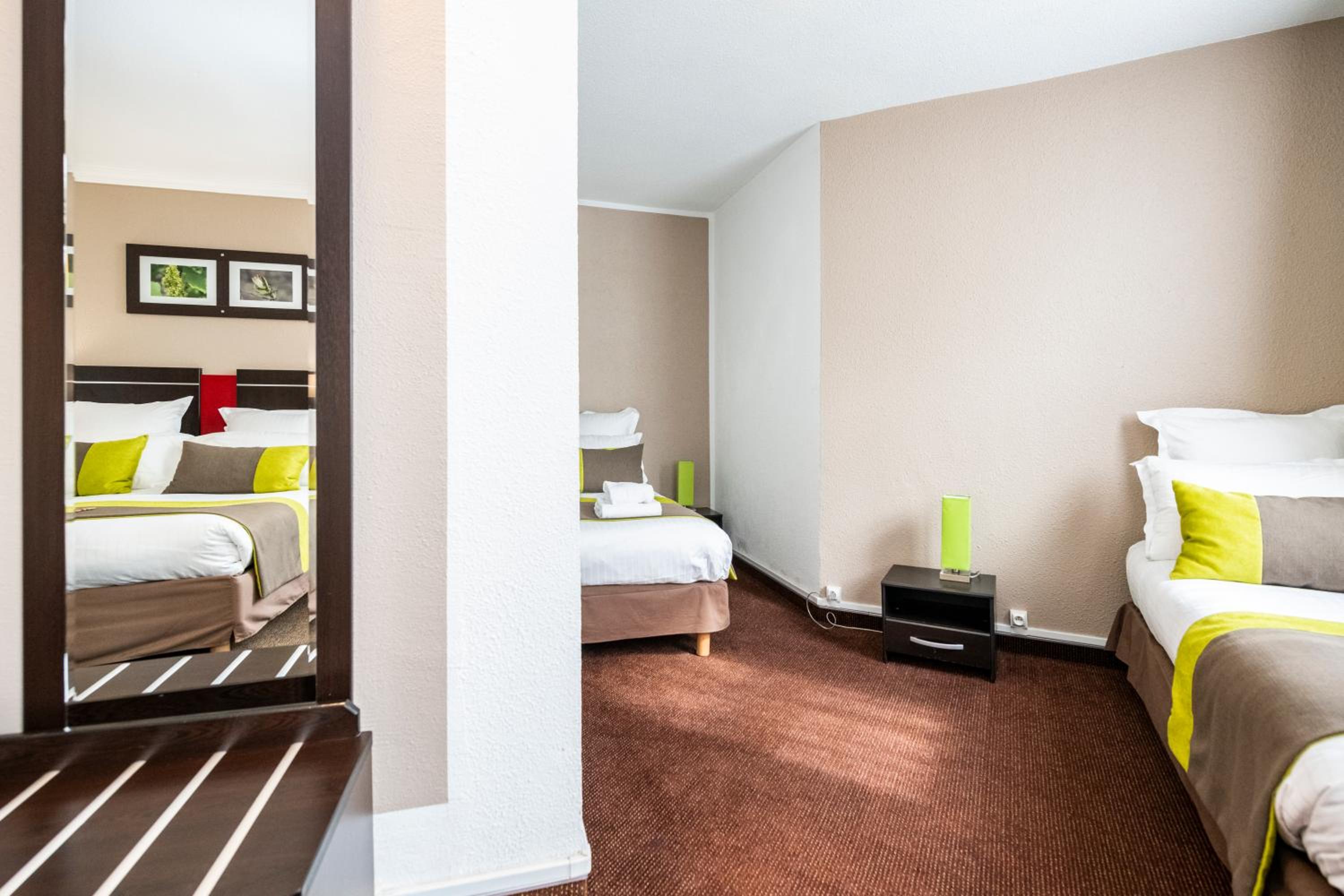 Standard Triple Room