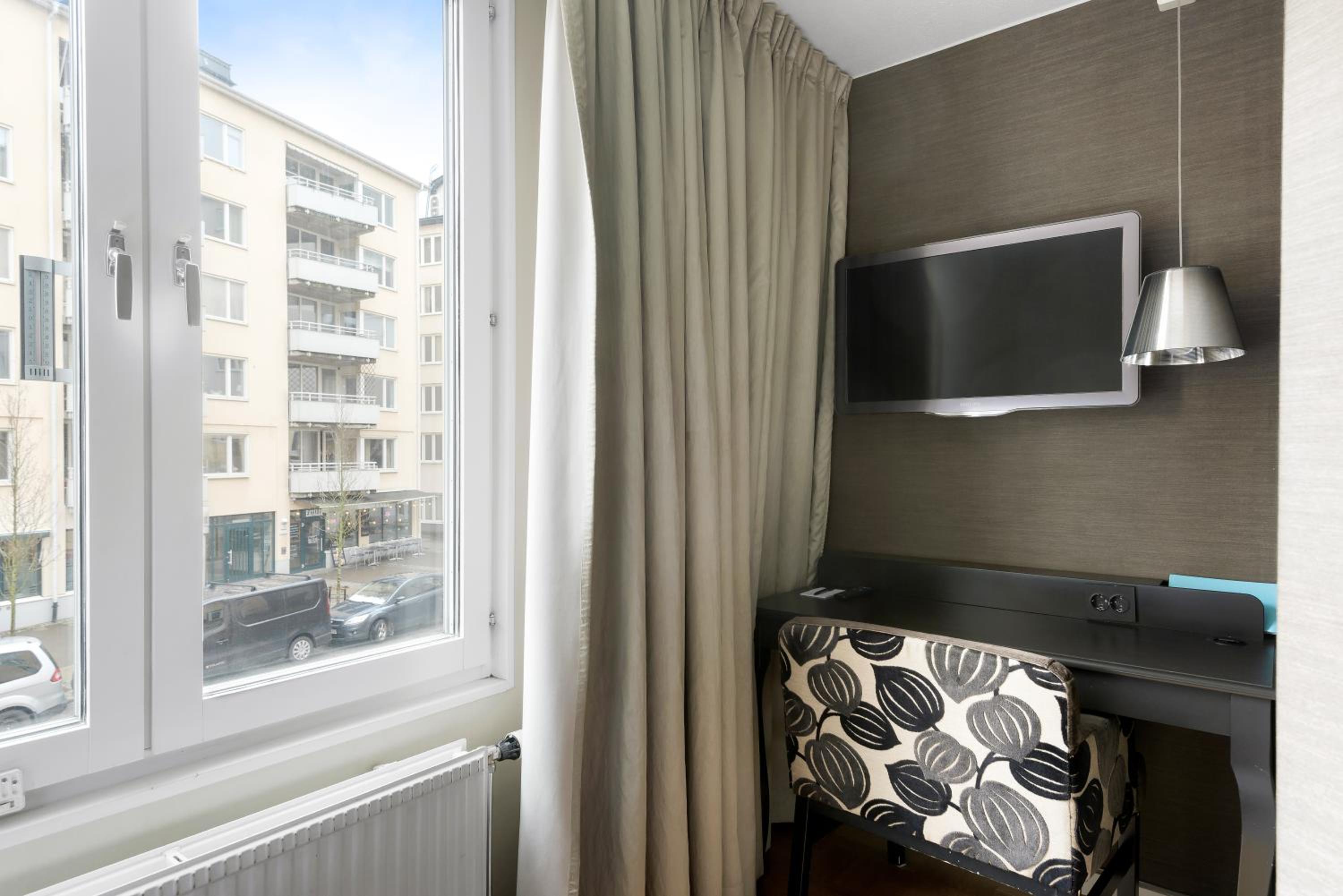 Compact Single Room
