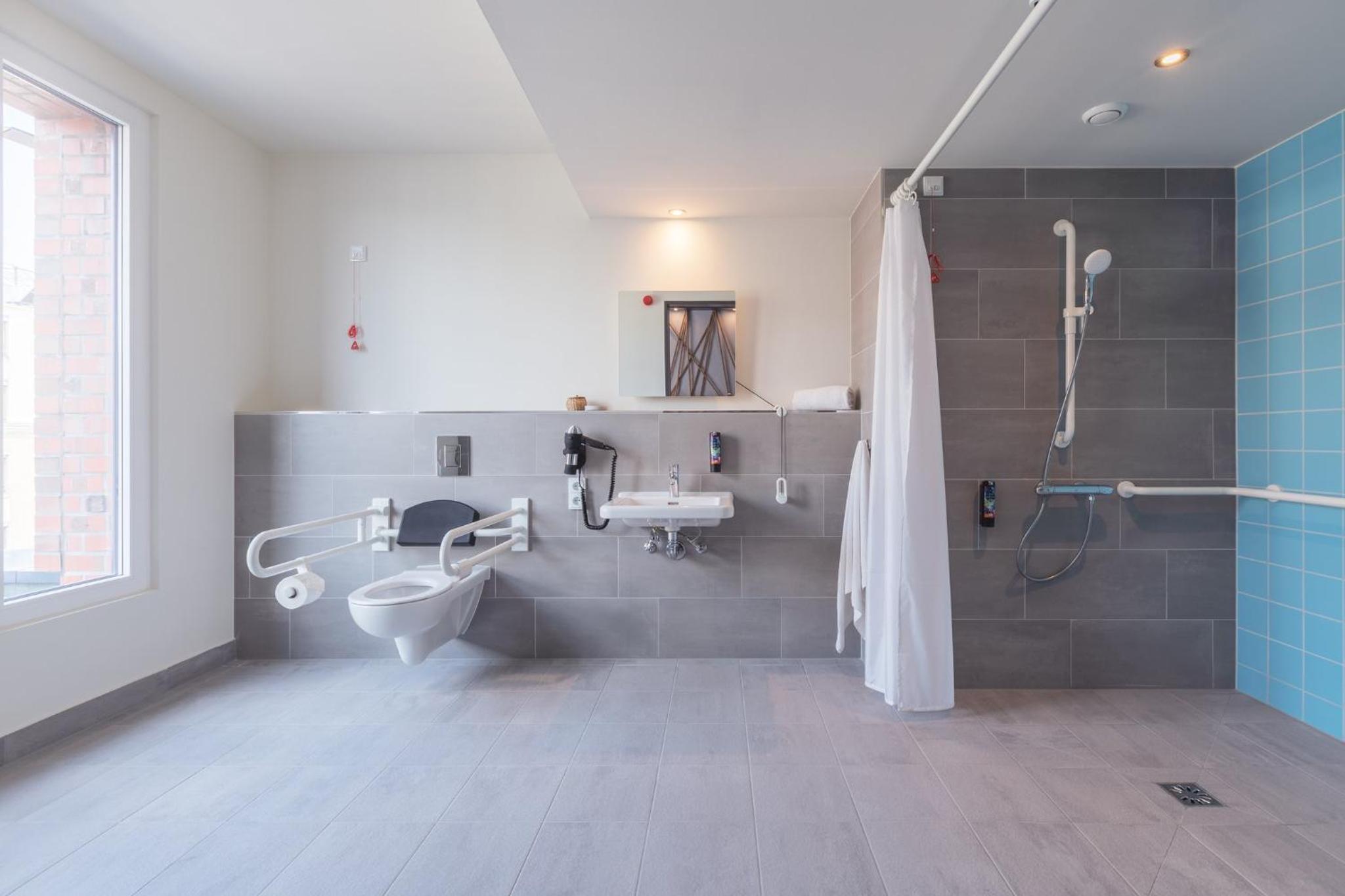 Standard Single Room - Disability Access