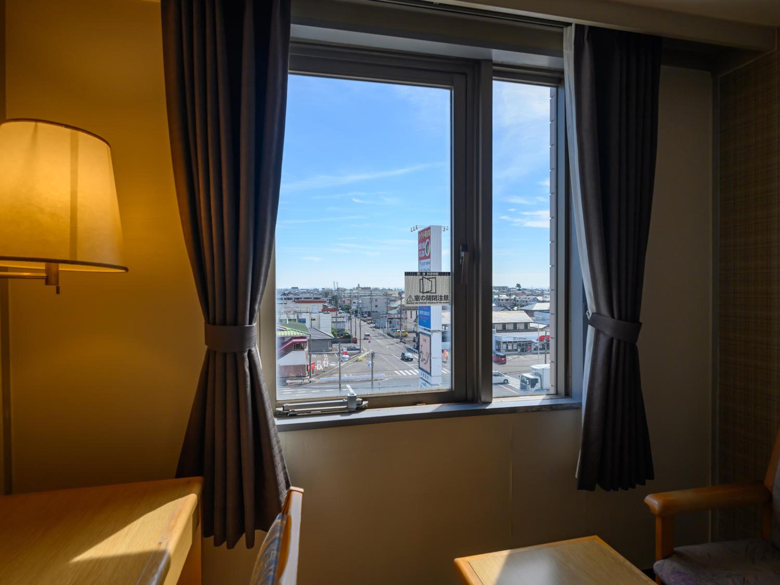 Single Room - Non-Smoking