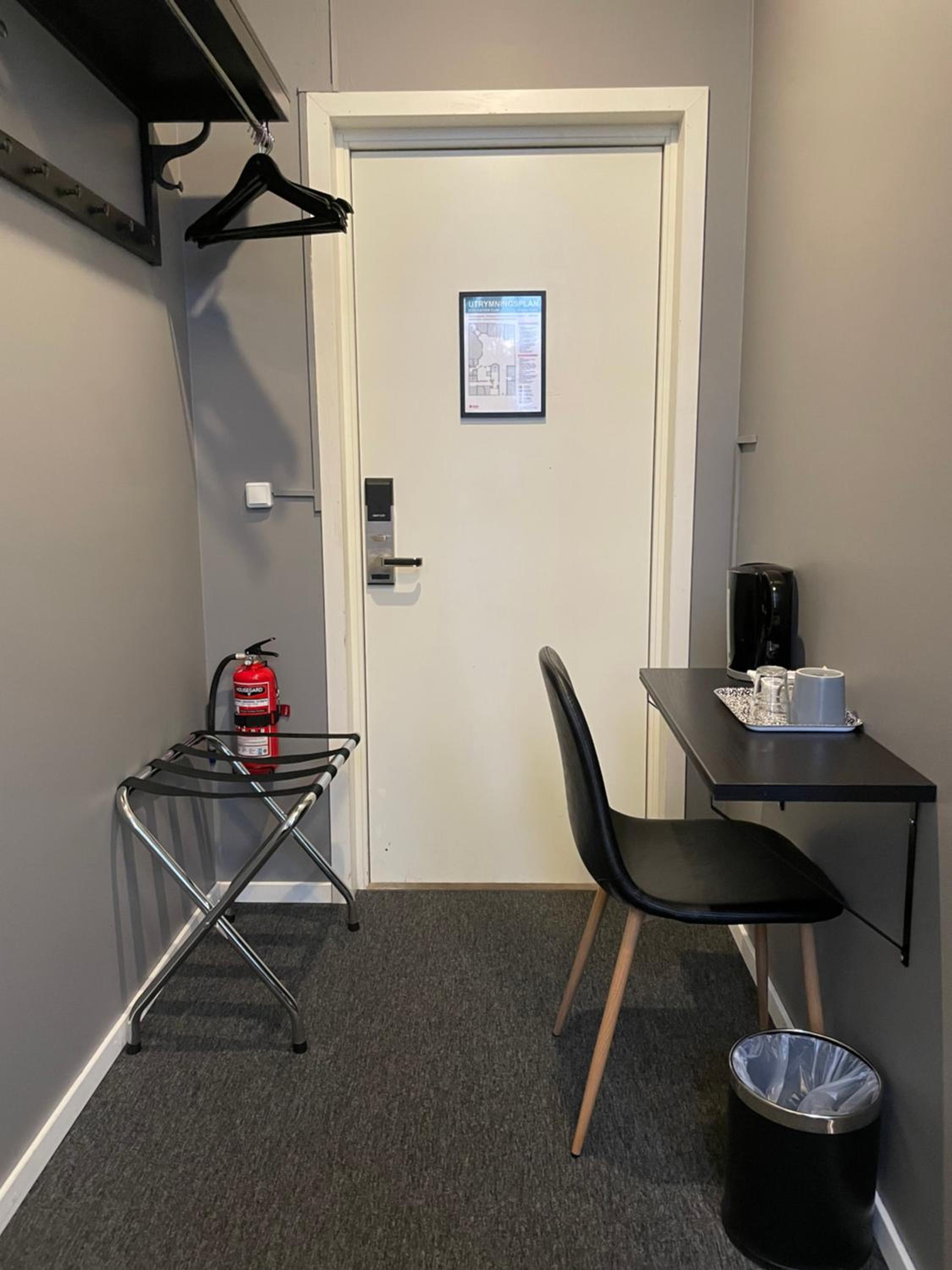 Single Room with Bathroom