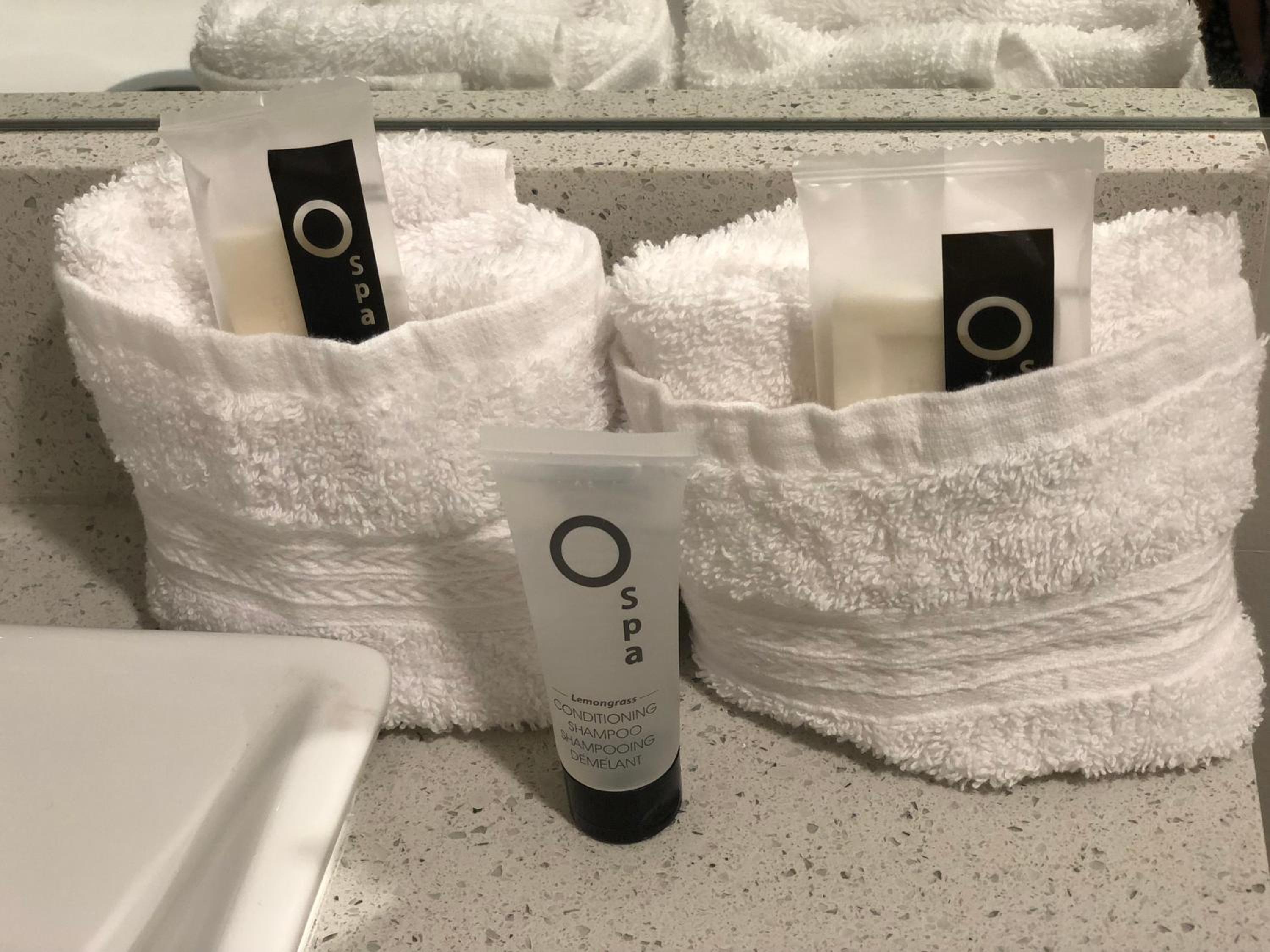 Queen Room with Private Bathroom