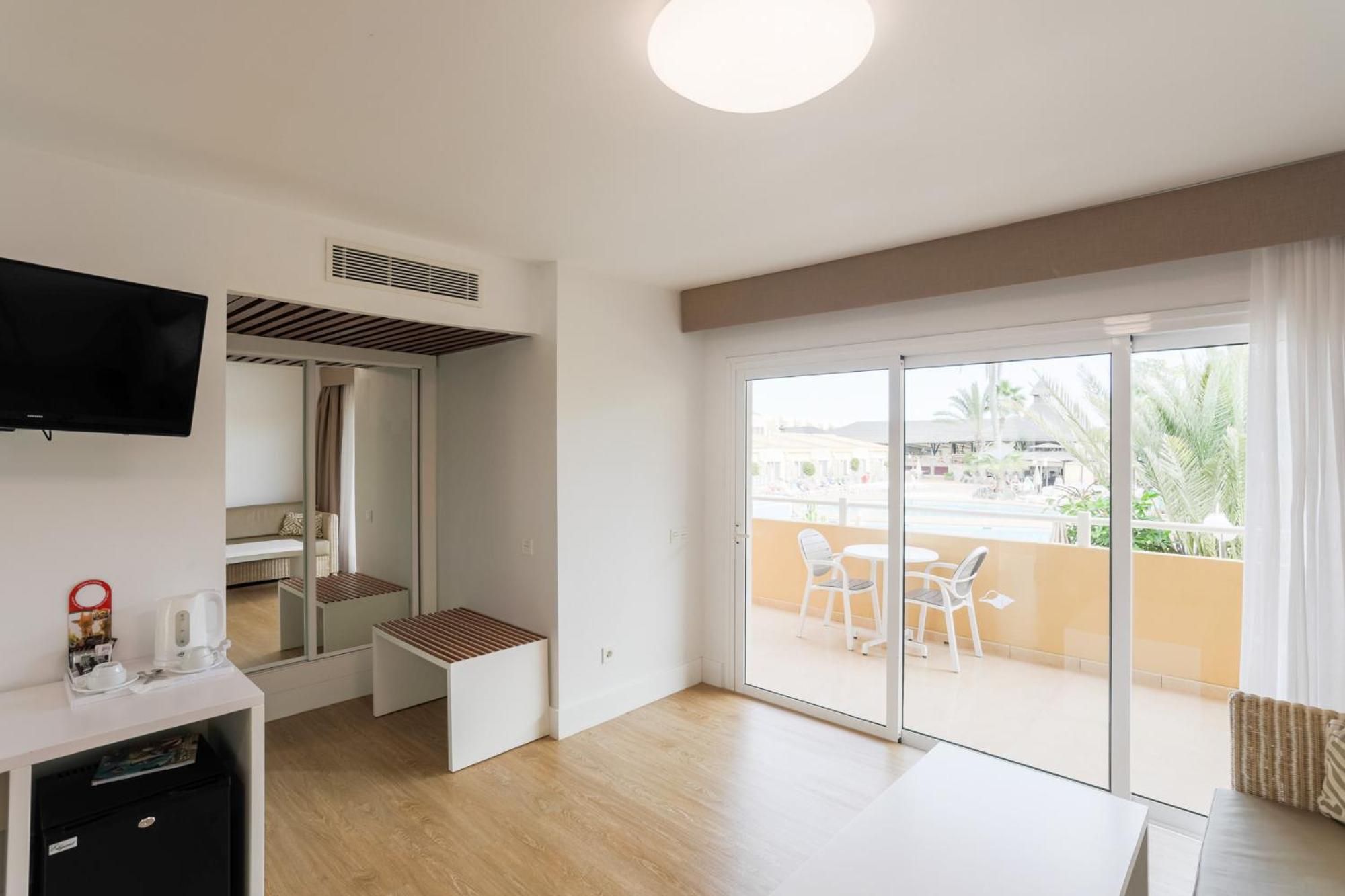 Double Room with Pool View