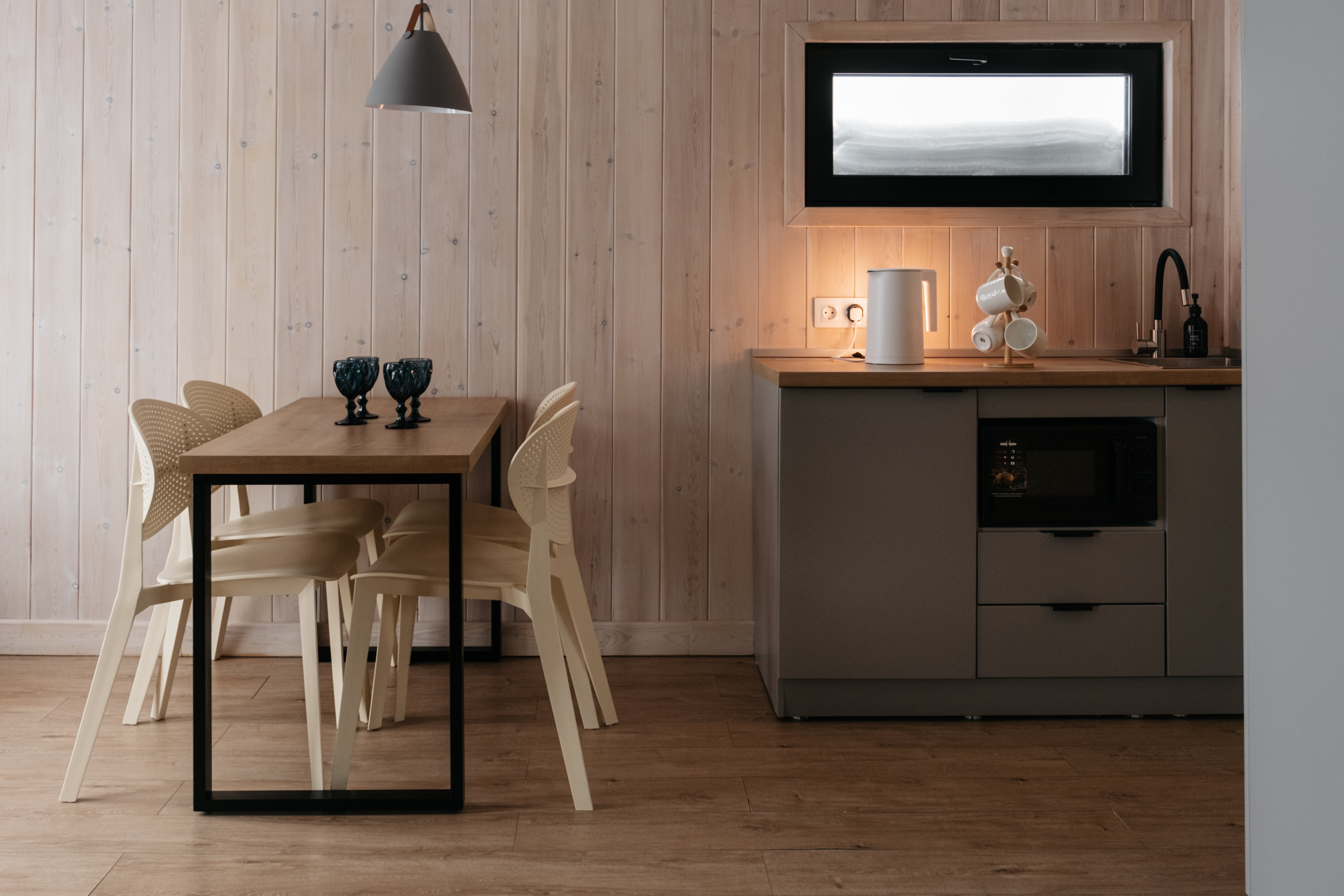 Барнхаус с панорамным видом Green&Grey 2+2