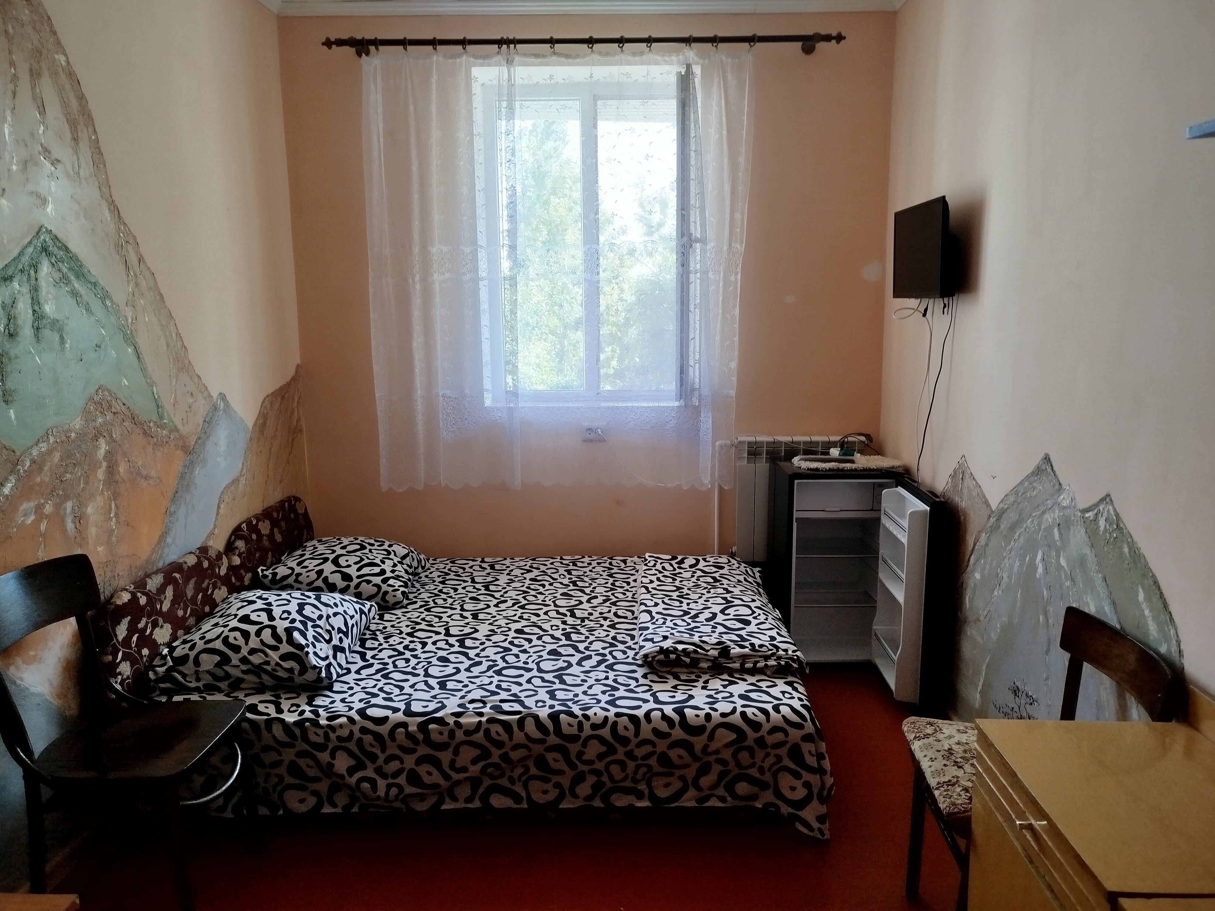 Двухместный номер с 1 кроватью или 2 отдельными кроватями и общей ванной комнатой