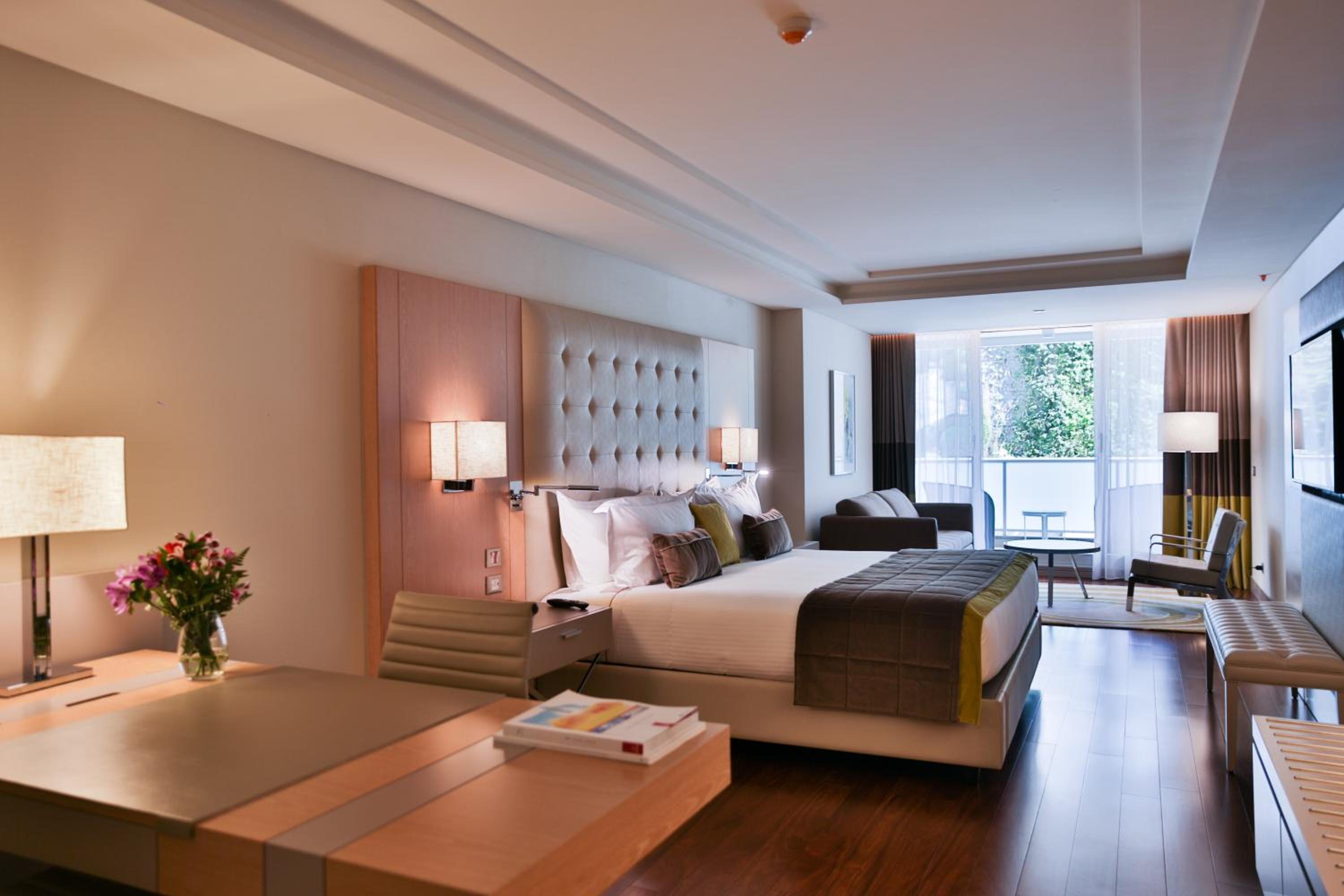 Executive King Room with Balcony