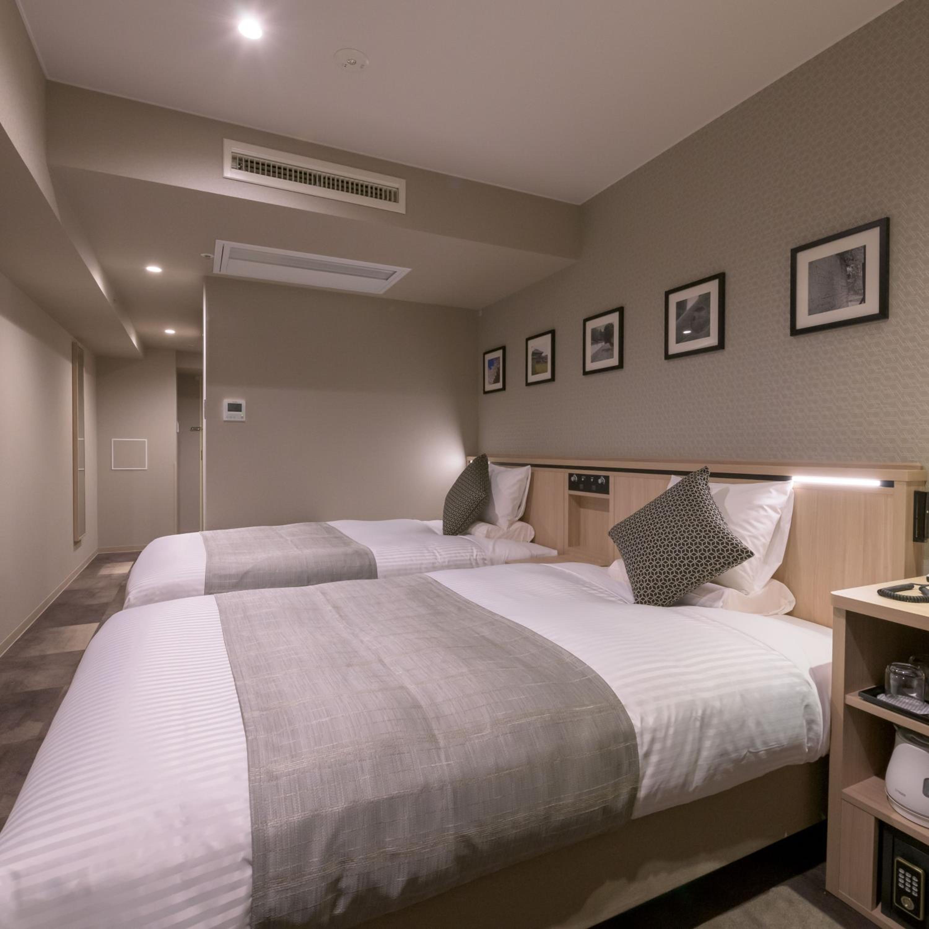 Superior Twin Room - Non-Smoking