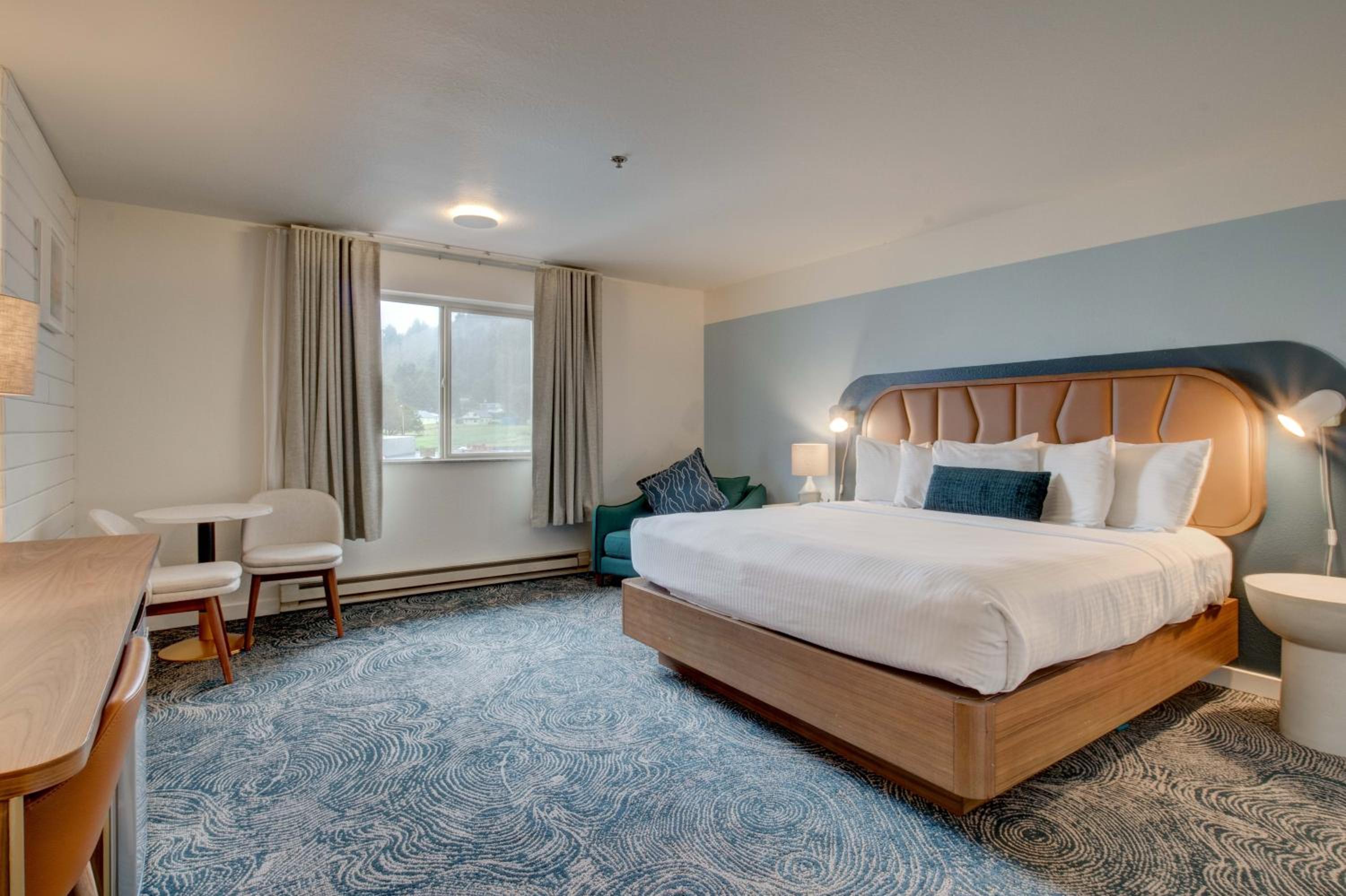 King Room with Hillside View