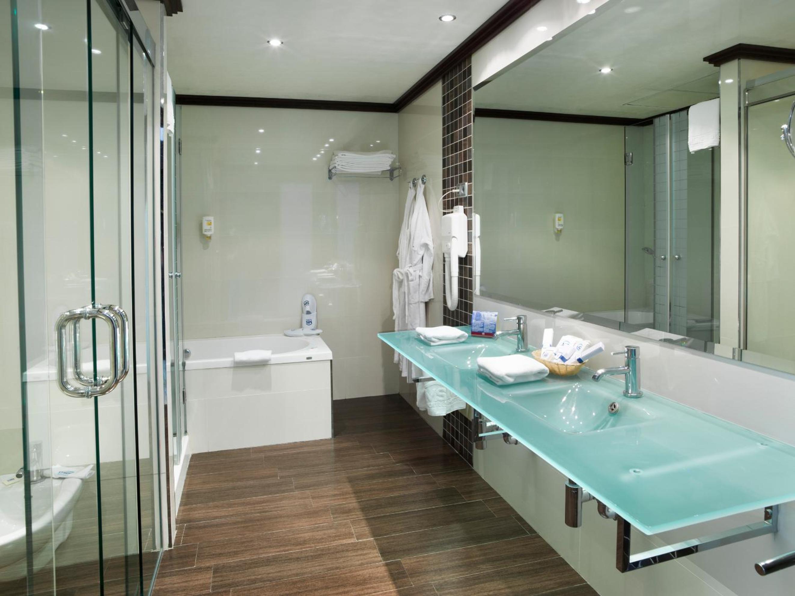 Elite Double Room with Lateral Sea View