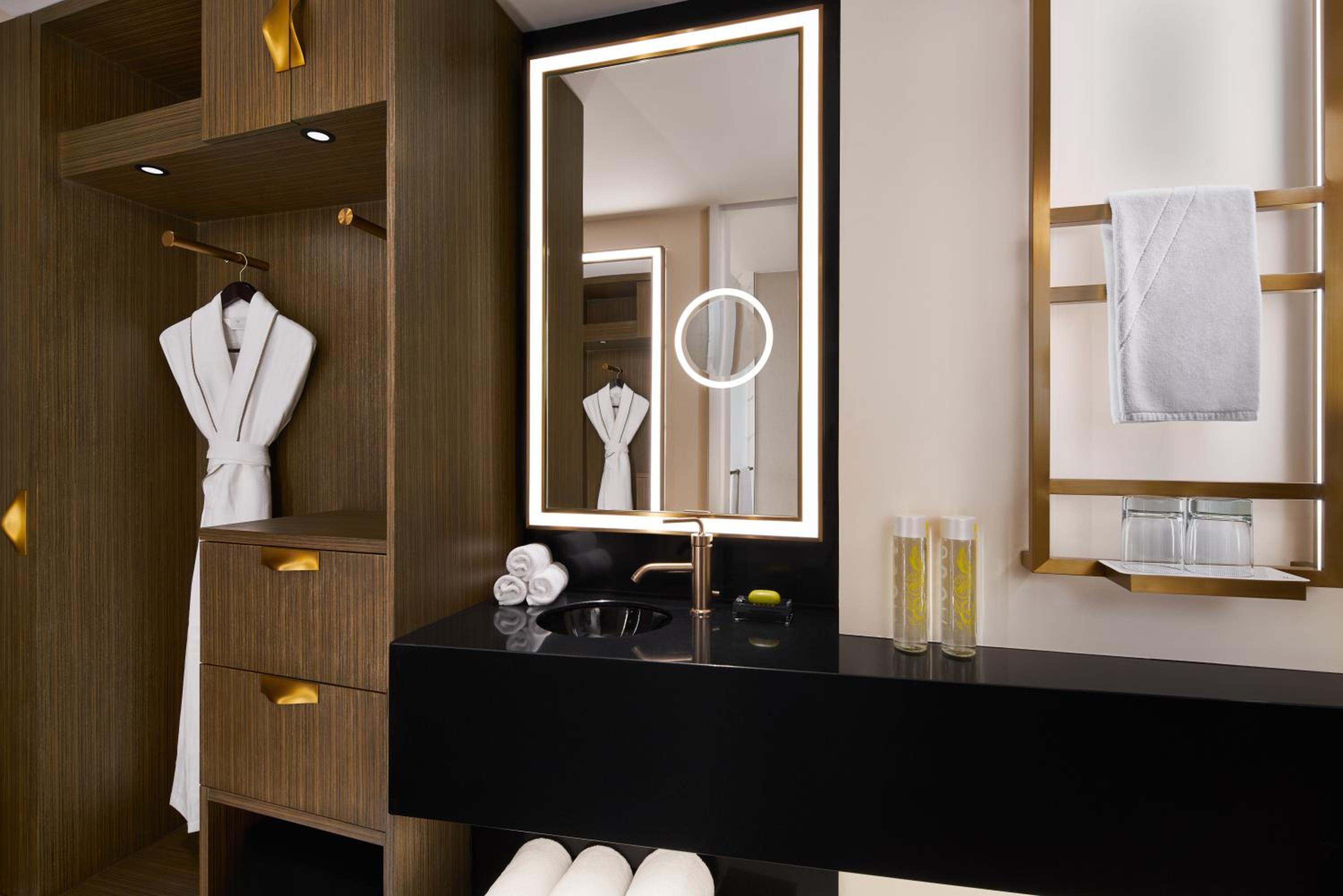 King Room - Disability Access