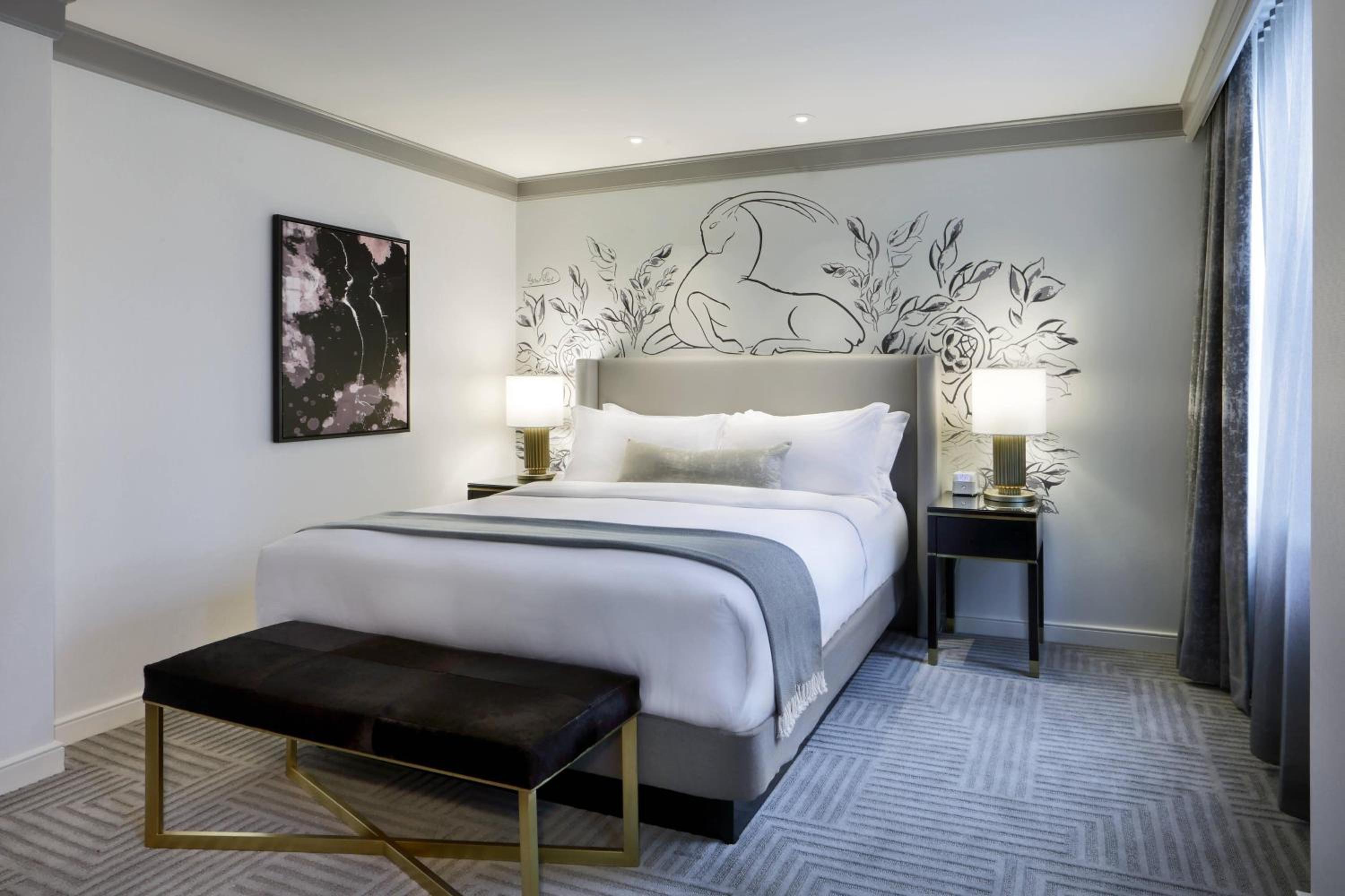Guest Room, 1 King