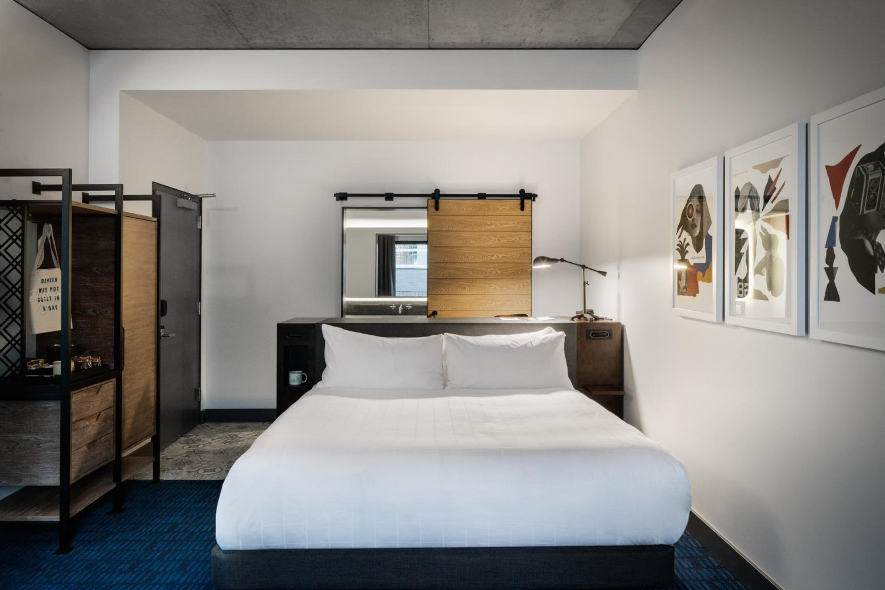 Standard King Room