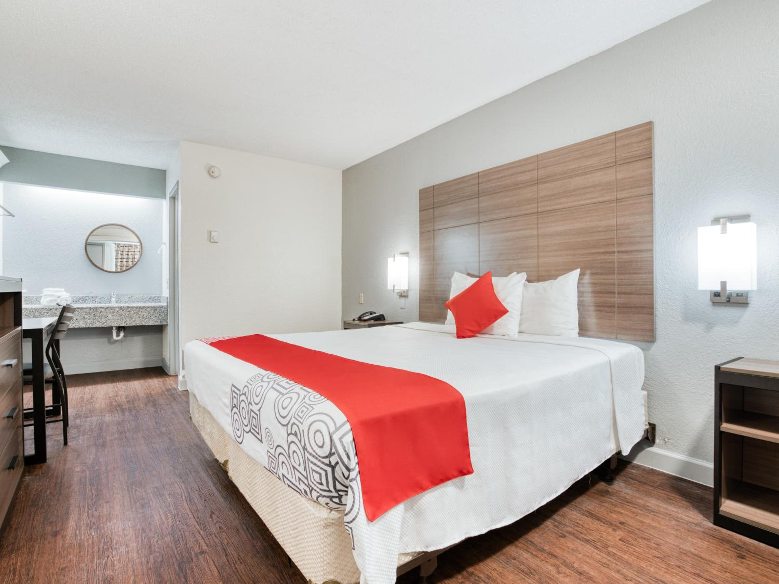 Standard King Room