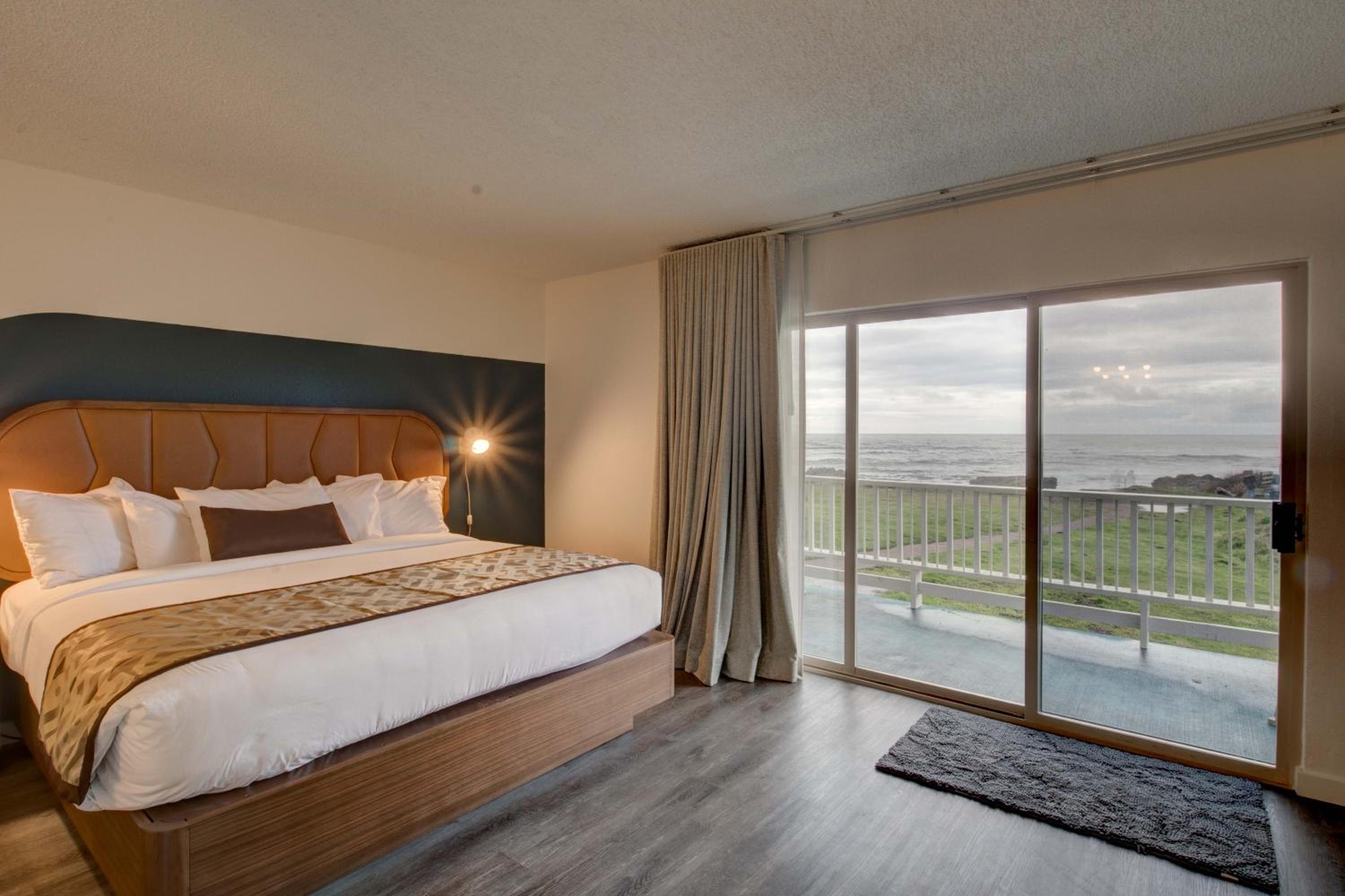 King Room with Balcony and Ocean View - Pet Friendly