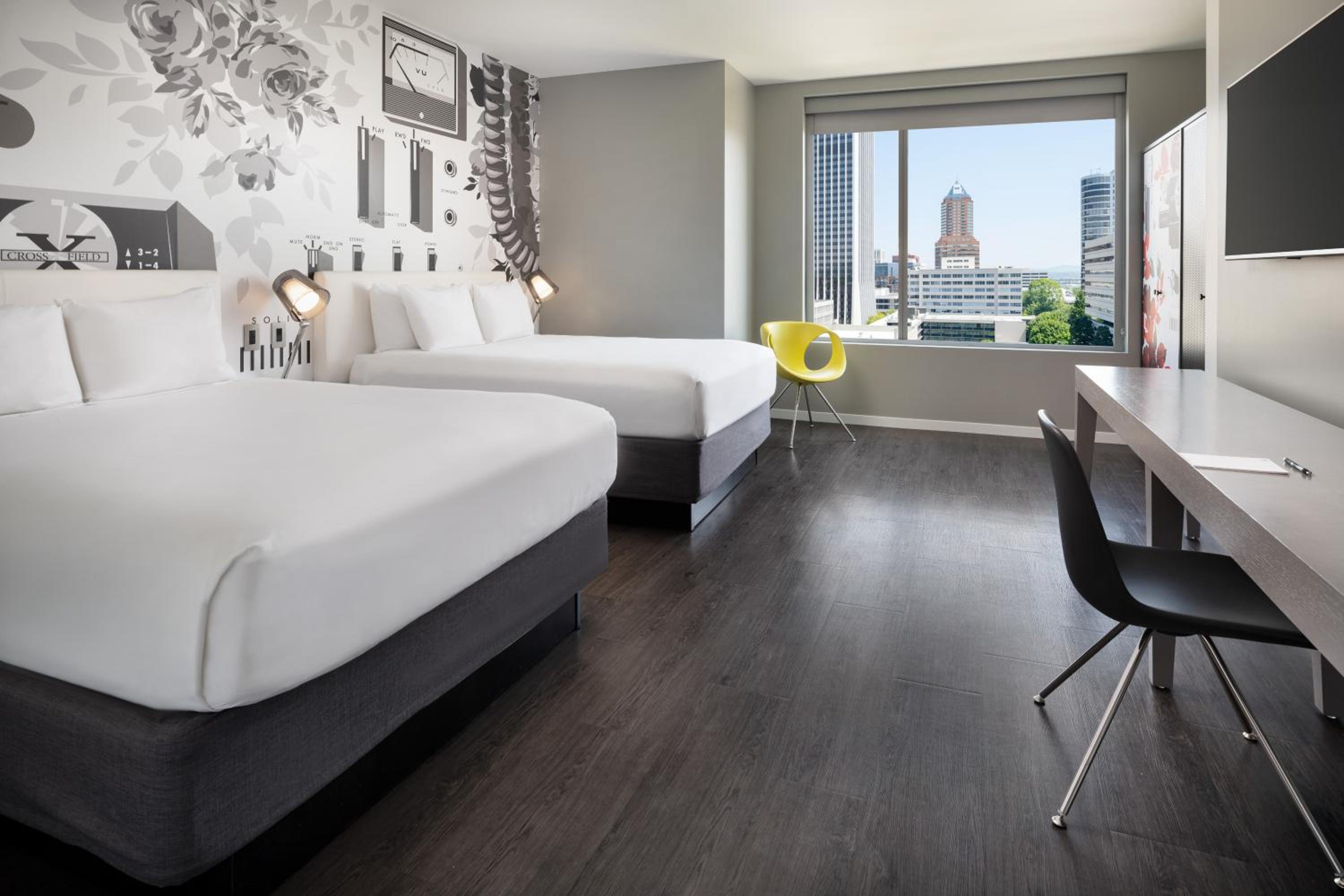 Deluxe Queen Room with Two Queen Beds