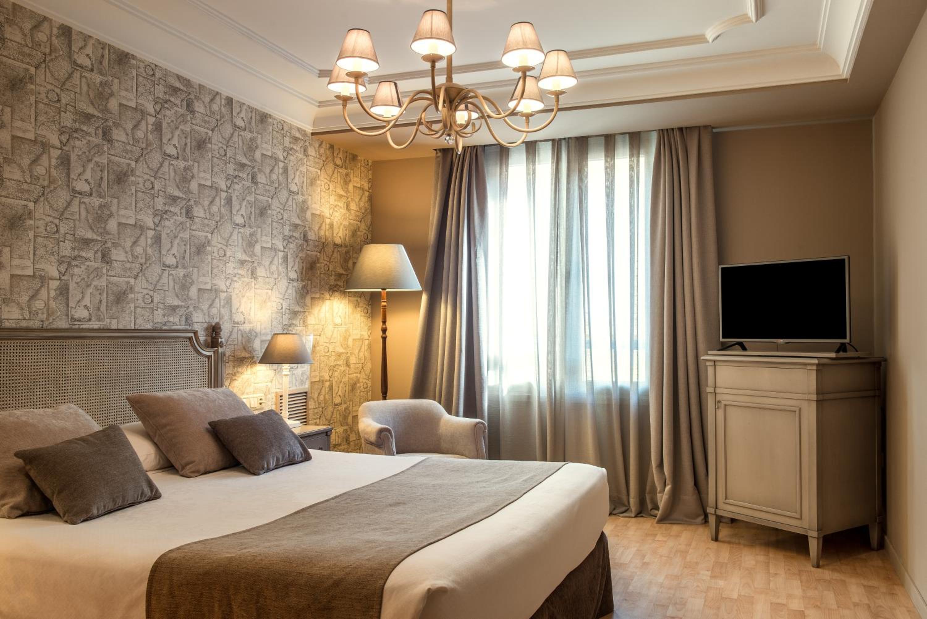 Double Basic Room 