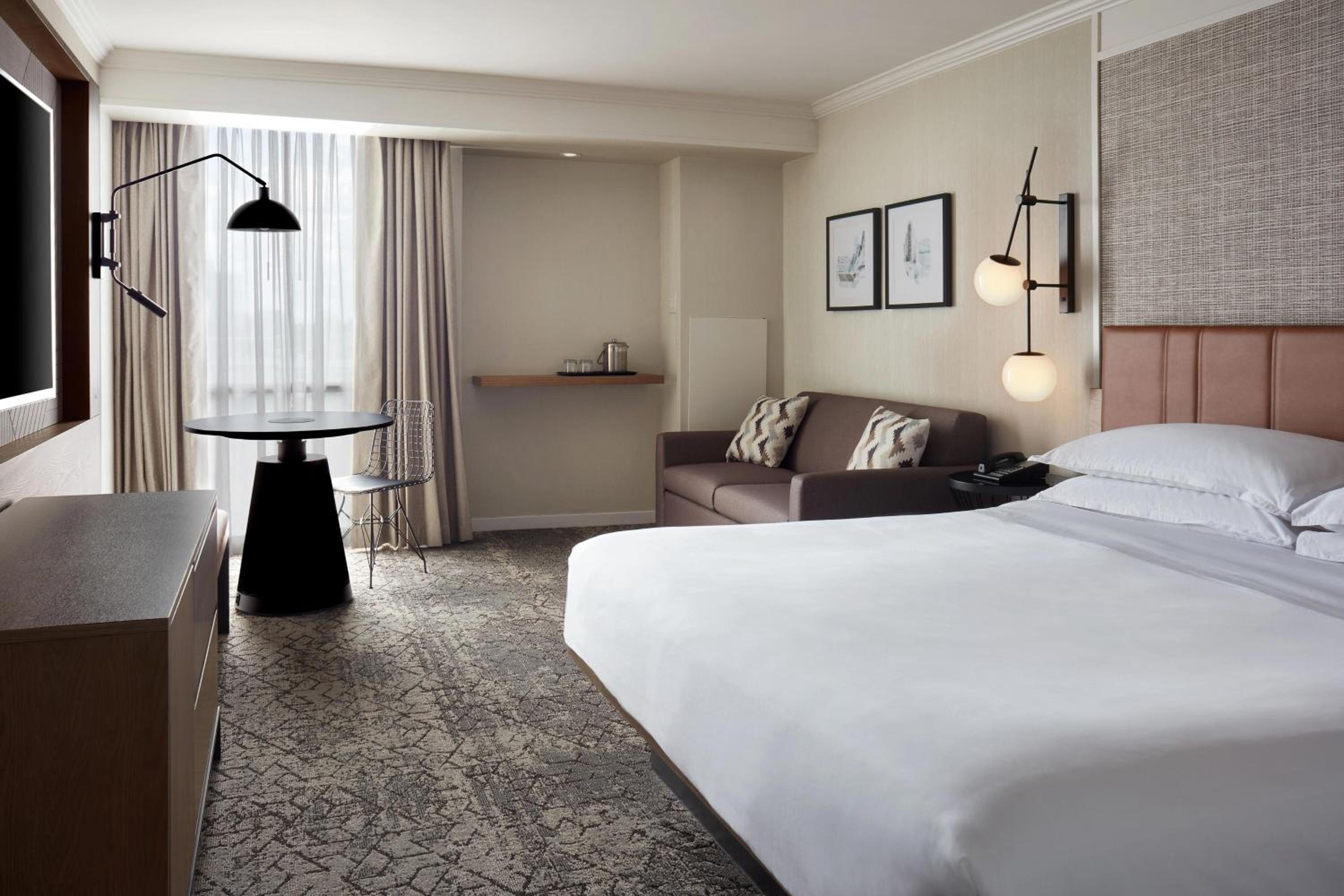 Superior Guest room with 1 King Bed
