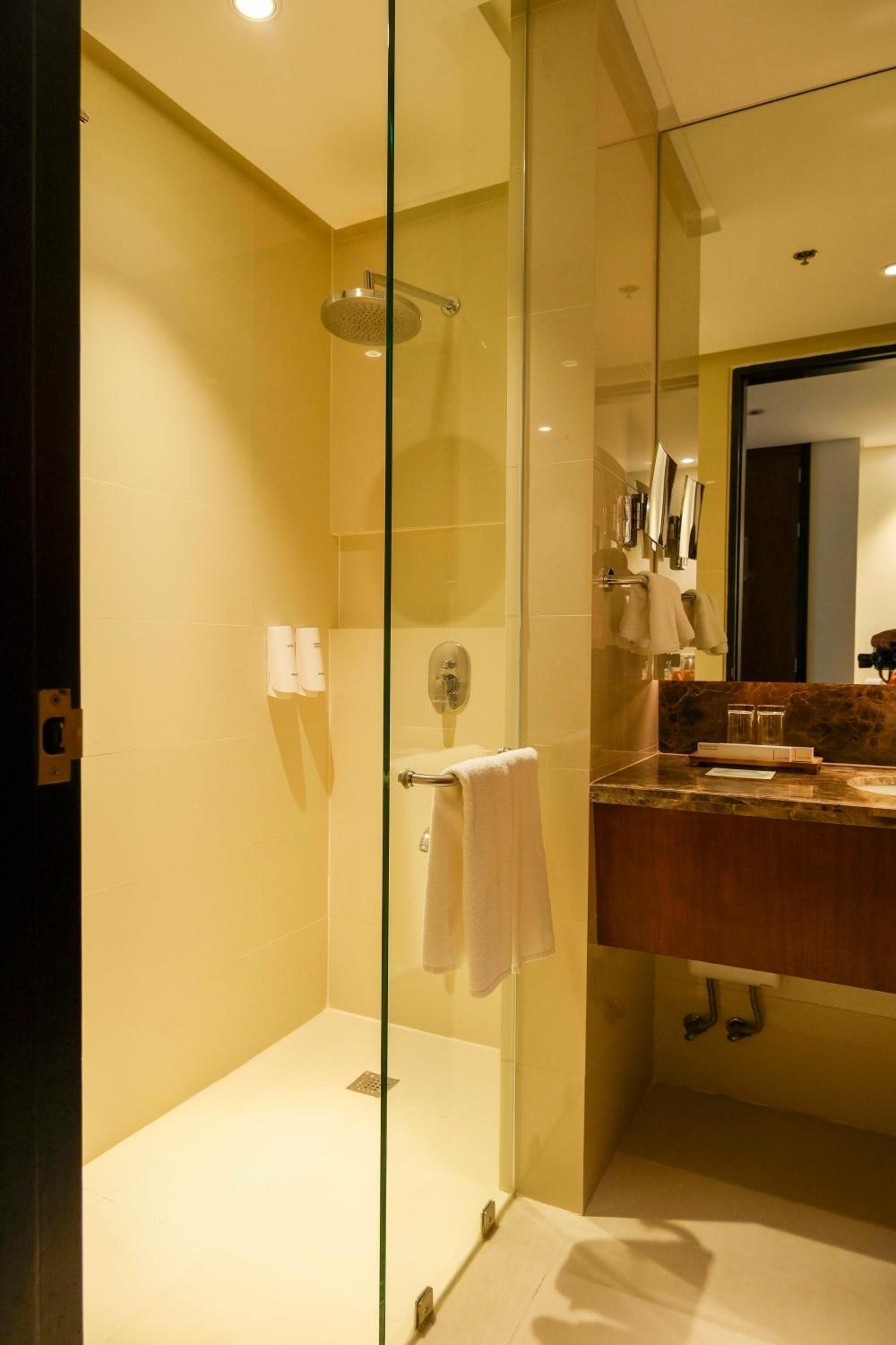 Deluxe Double Room - Non-Smoking