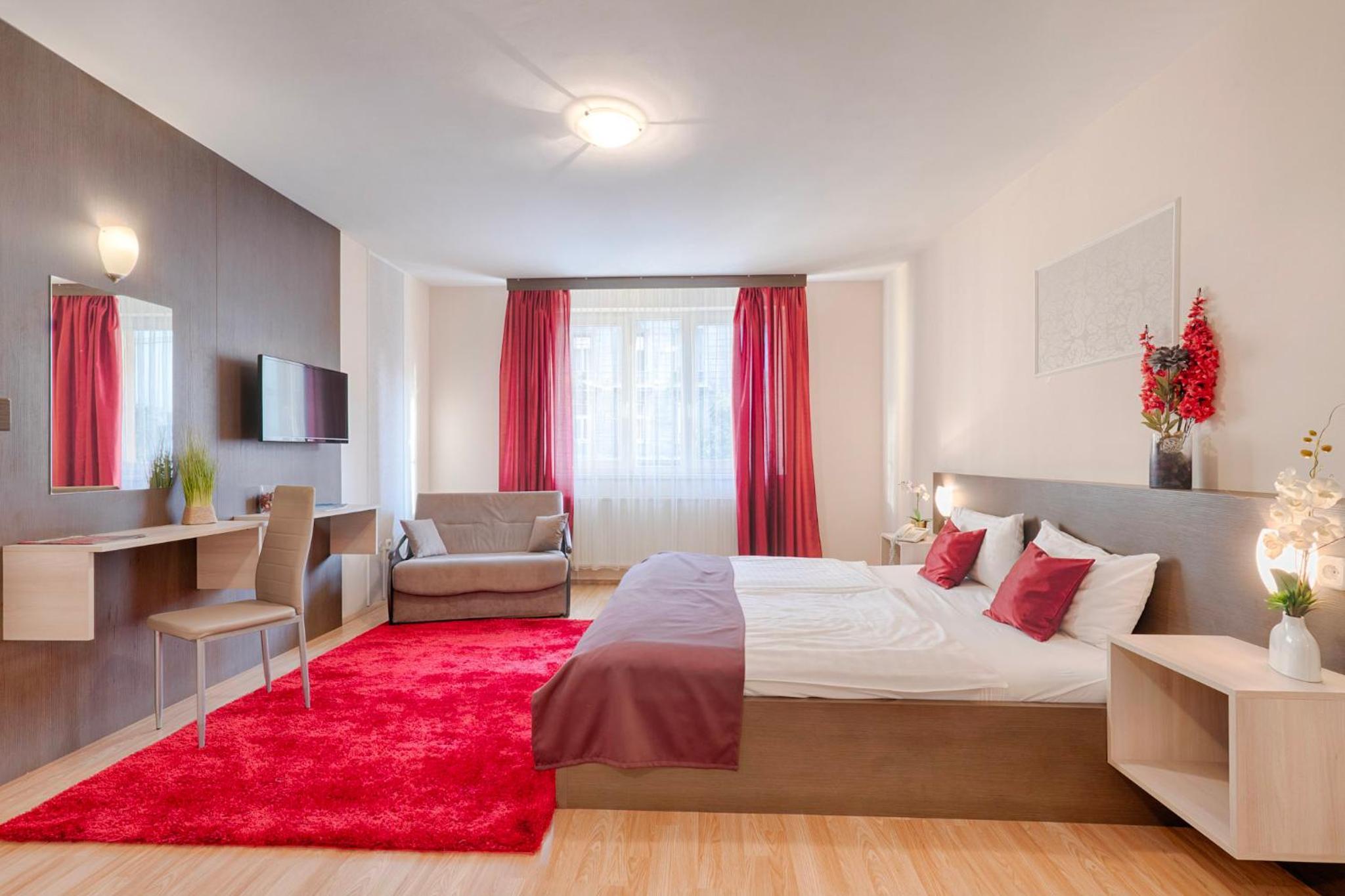 Deluxe Double Room with Extra Bed