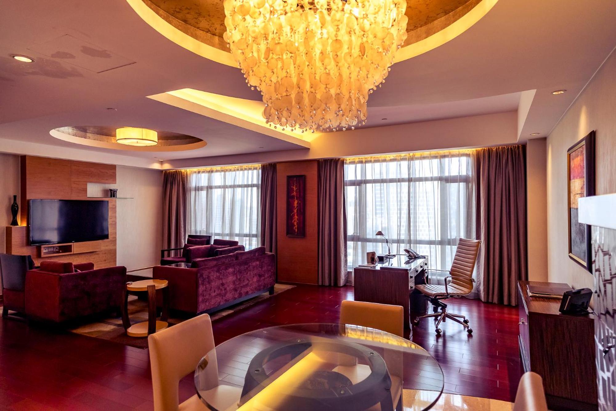 Executive Suite