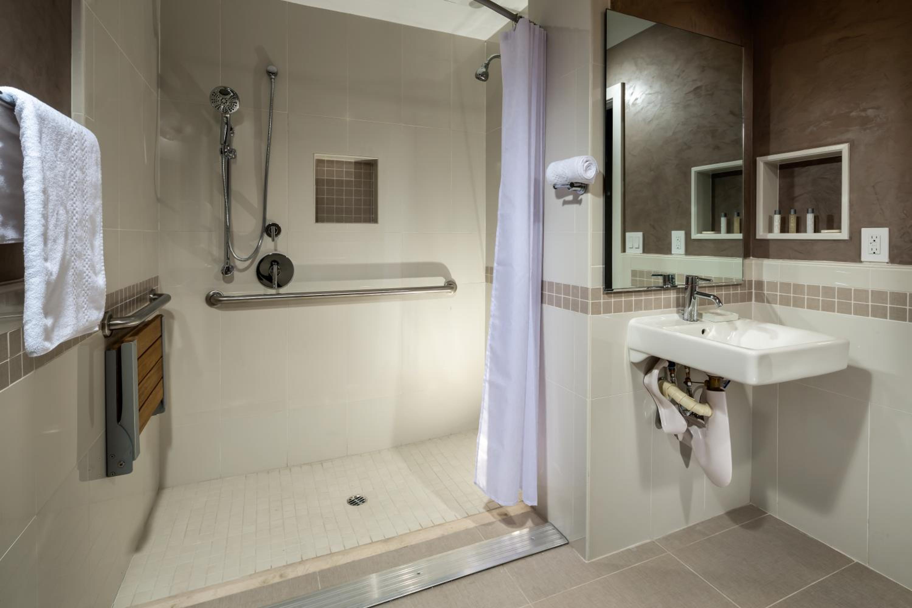 Presidential Suite - Disability Access