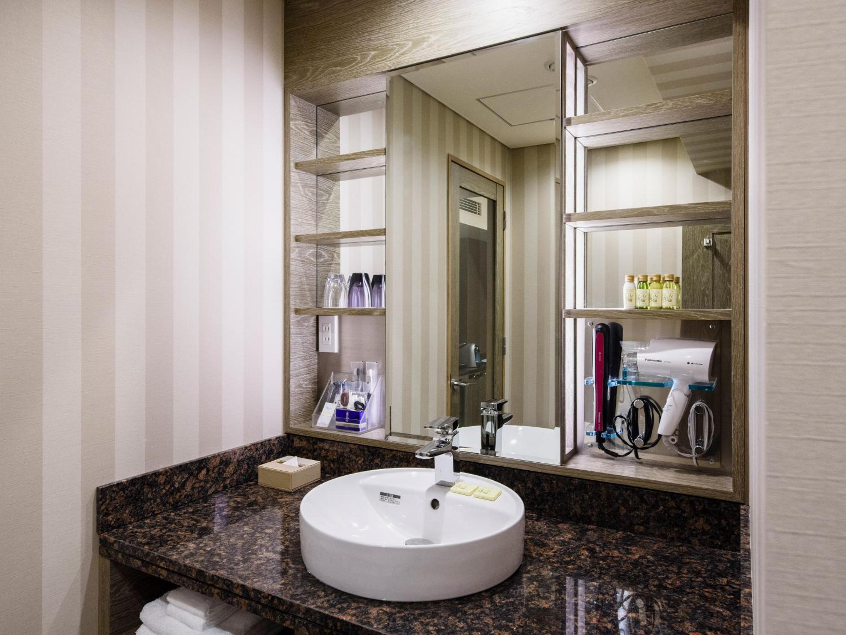 Deluxe Twin Room - Non-Smoking