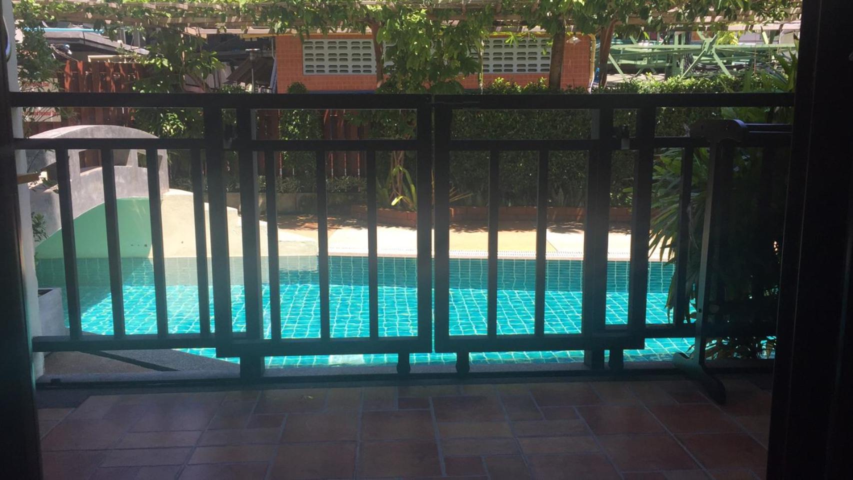 Grand Deluxe with Pool Access Room