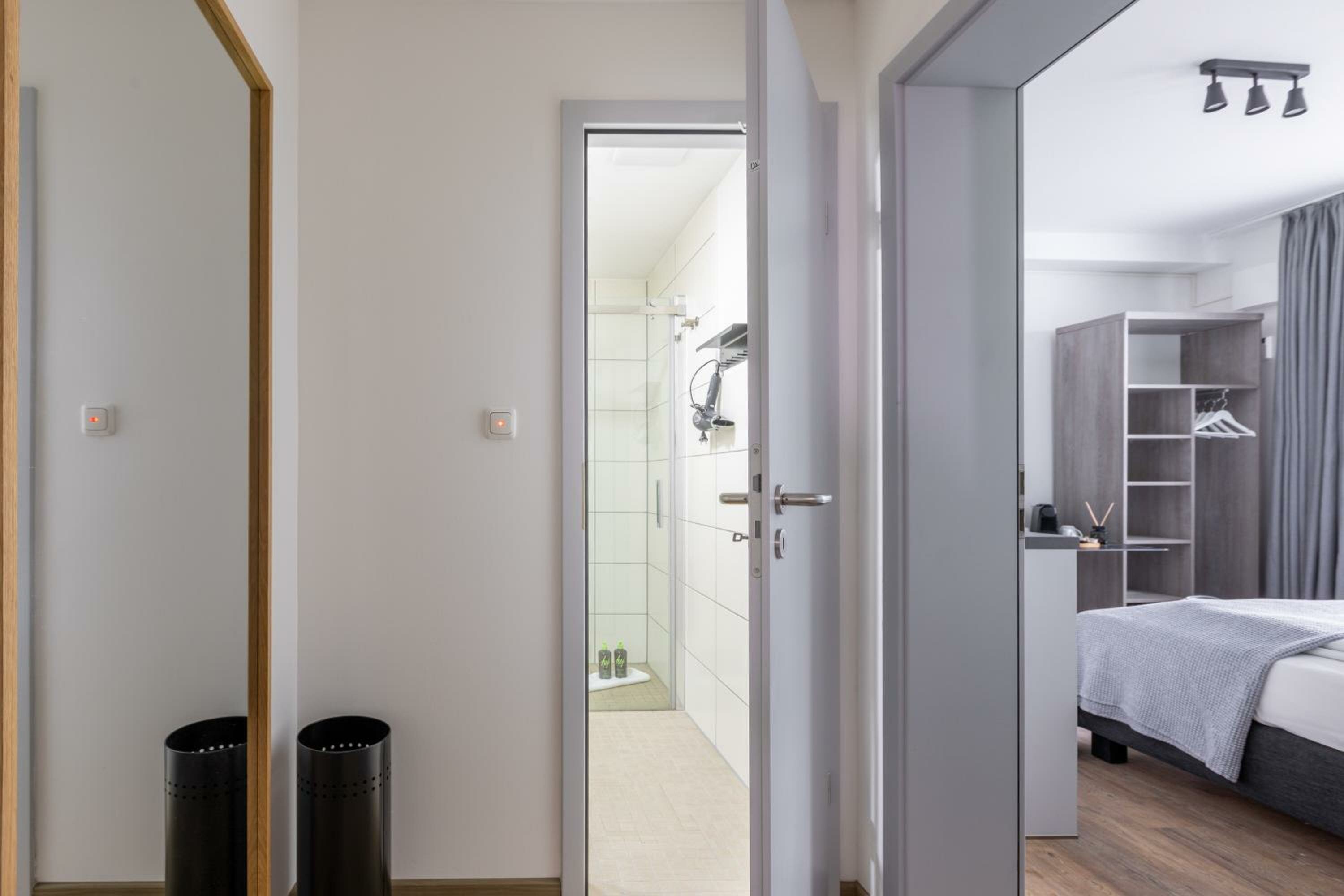 Single Suite S (Ground floor & Basement)