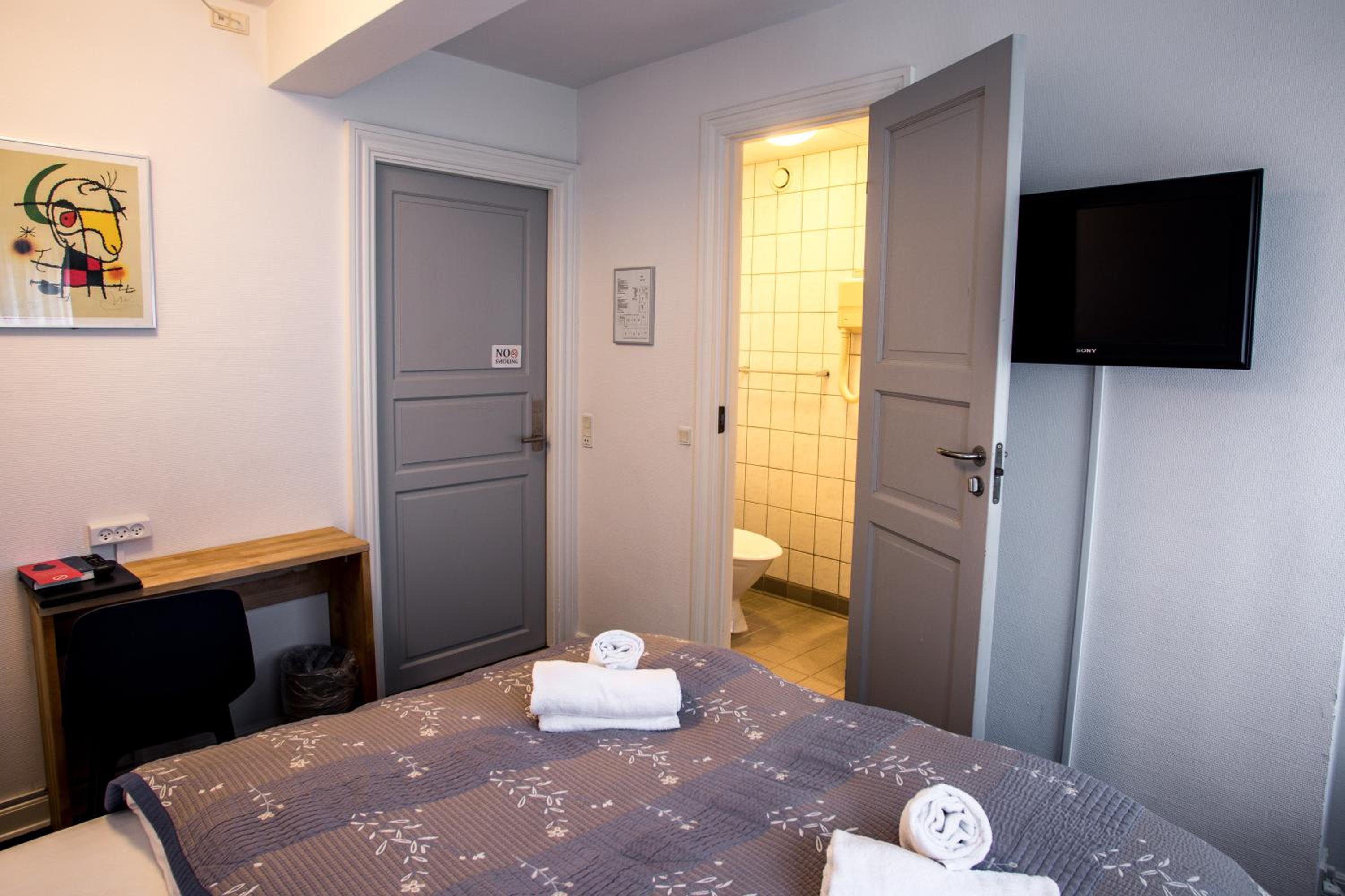 Economy Double or Twin Room