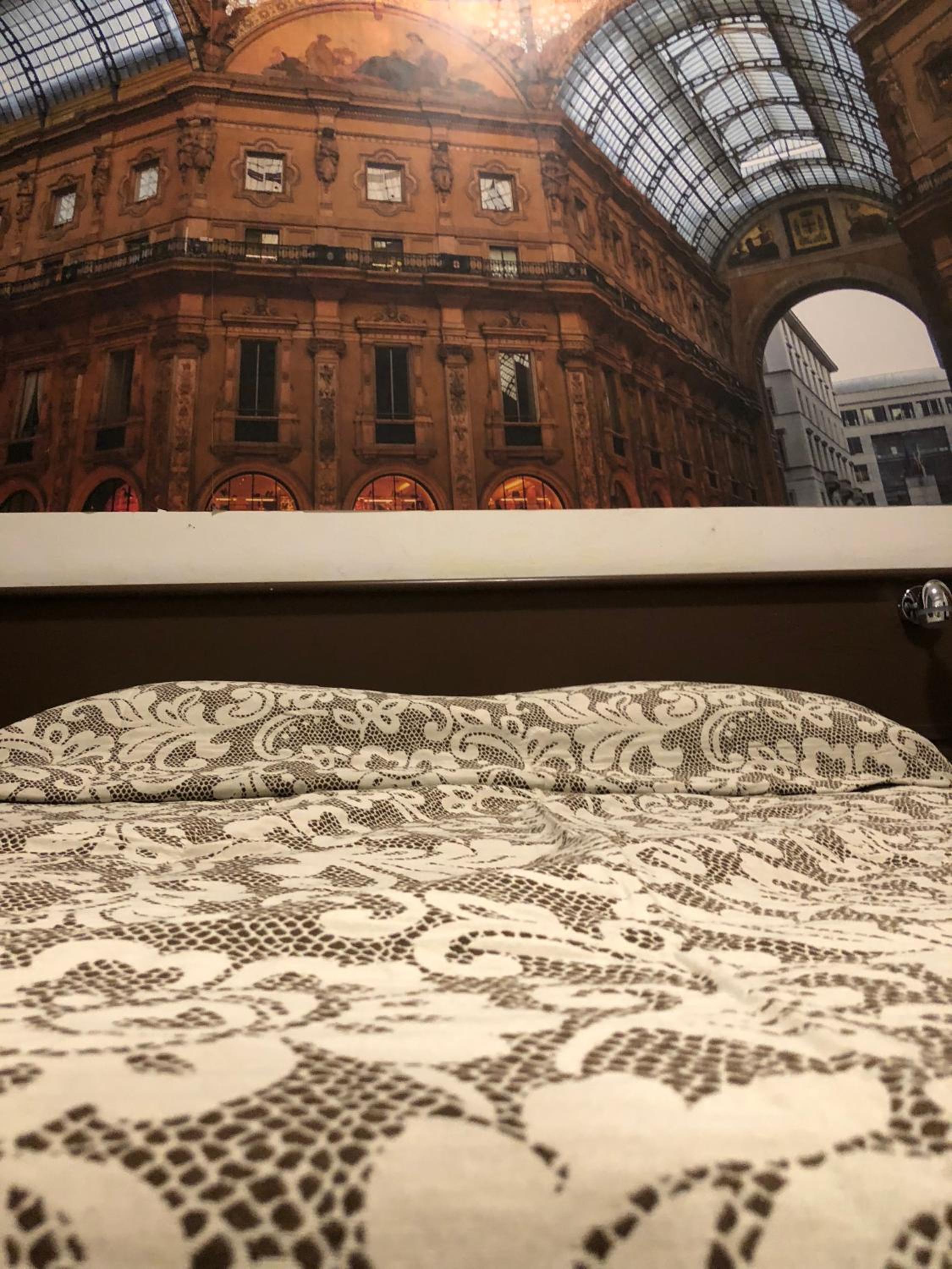 Double or Twin Room with Shared Bathroom