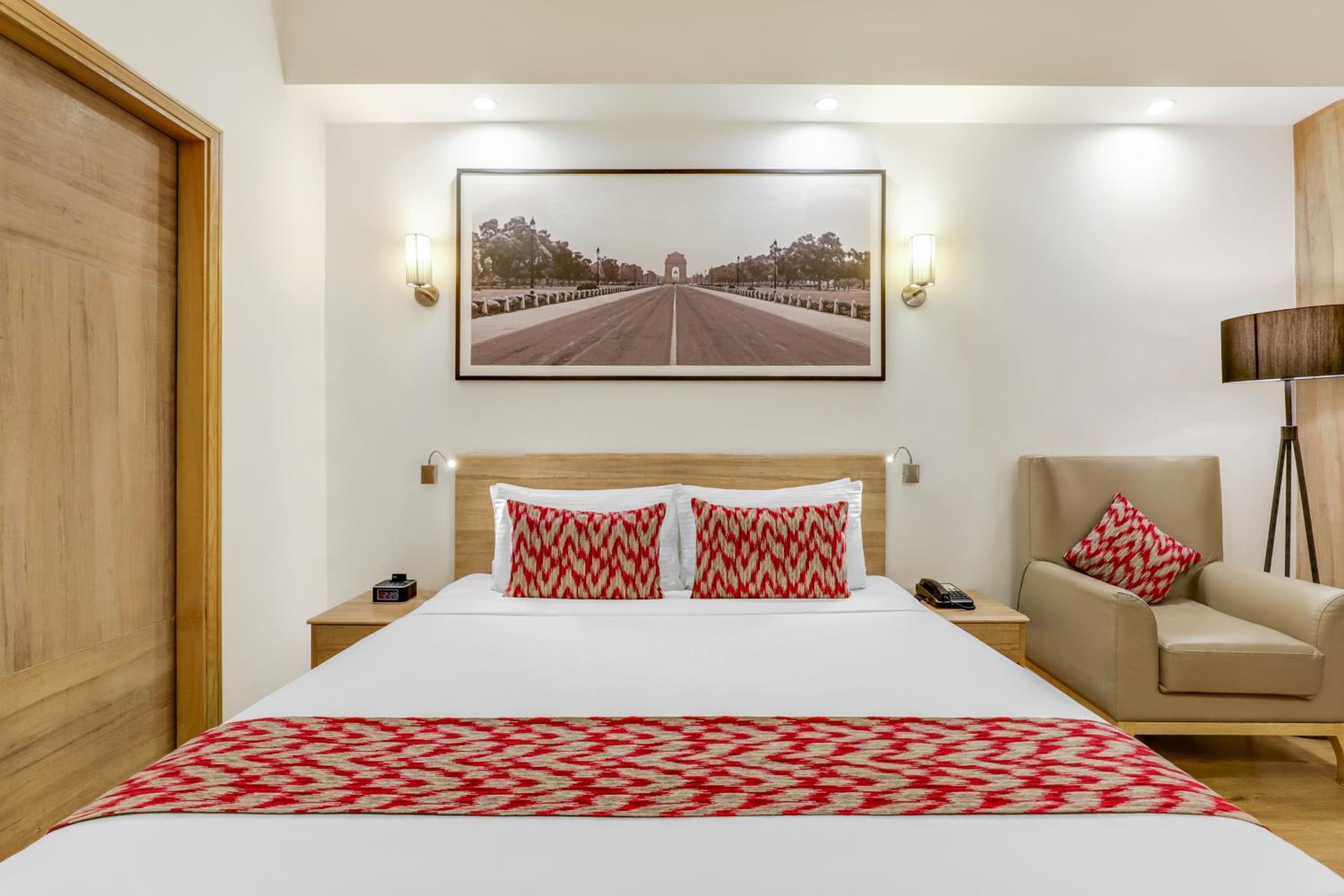 Executive Room with Enjoy Happy Hours with 1+1 offer,15% Discount on F&B, Early Check In & Late Check out subject to availability, 02 pcs Laundry and complimentary 2 Pint of Beer