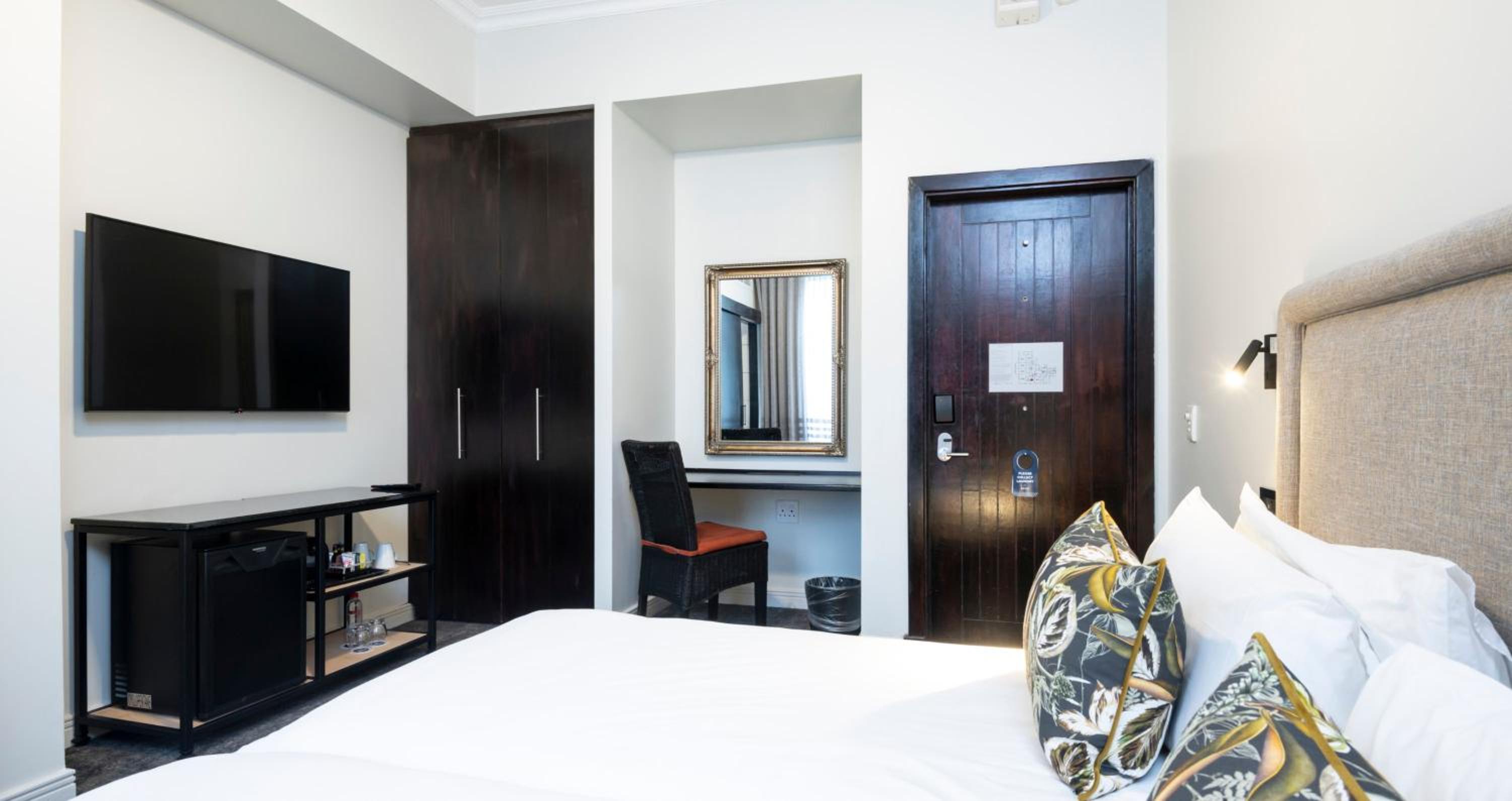 Universal Accessible Room