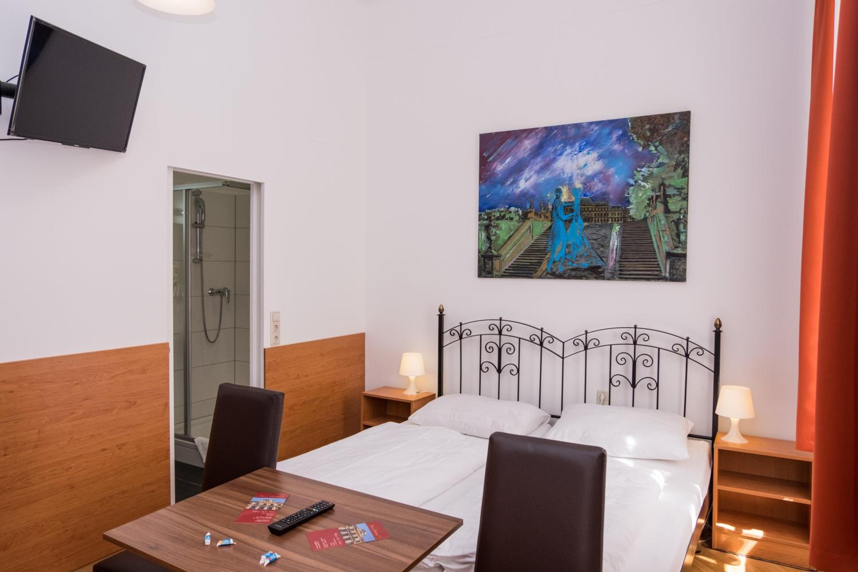 Double Room with Private Bathroom