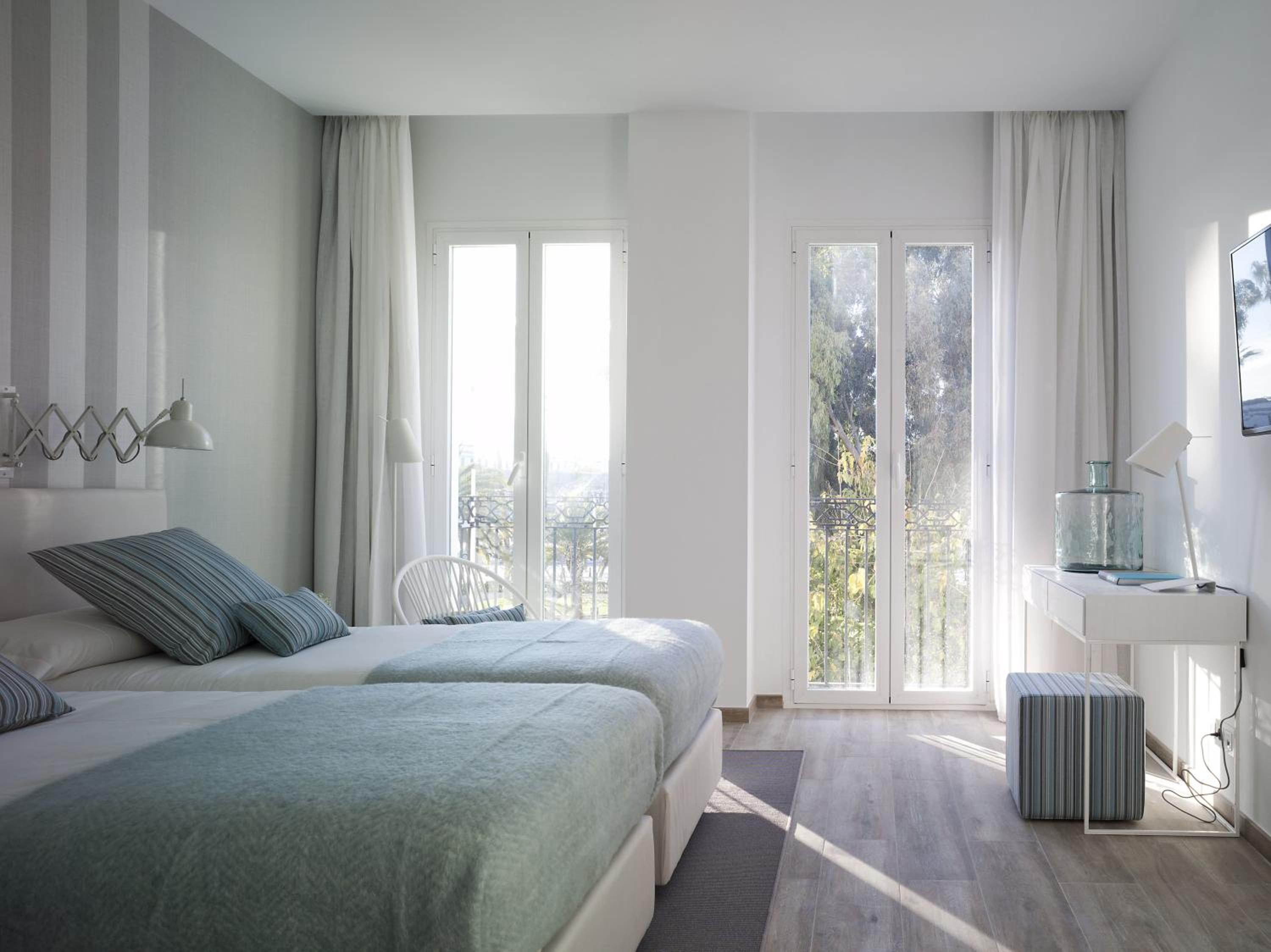 Superior Double Room with City View