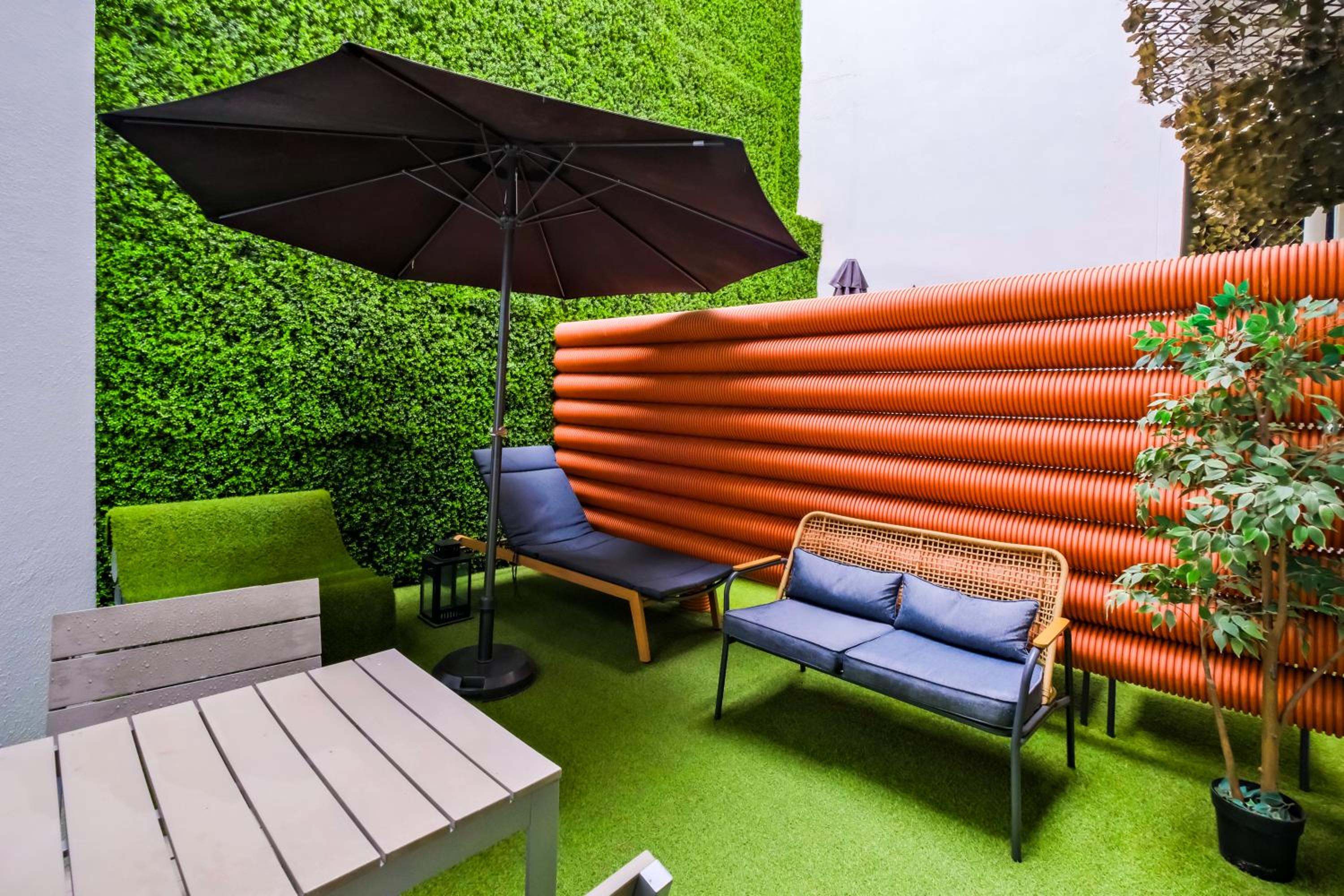 One-Bedroom Apartment with Terrace and City View