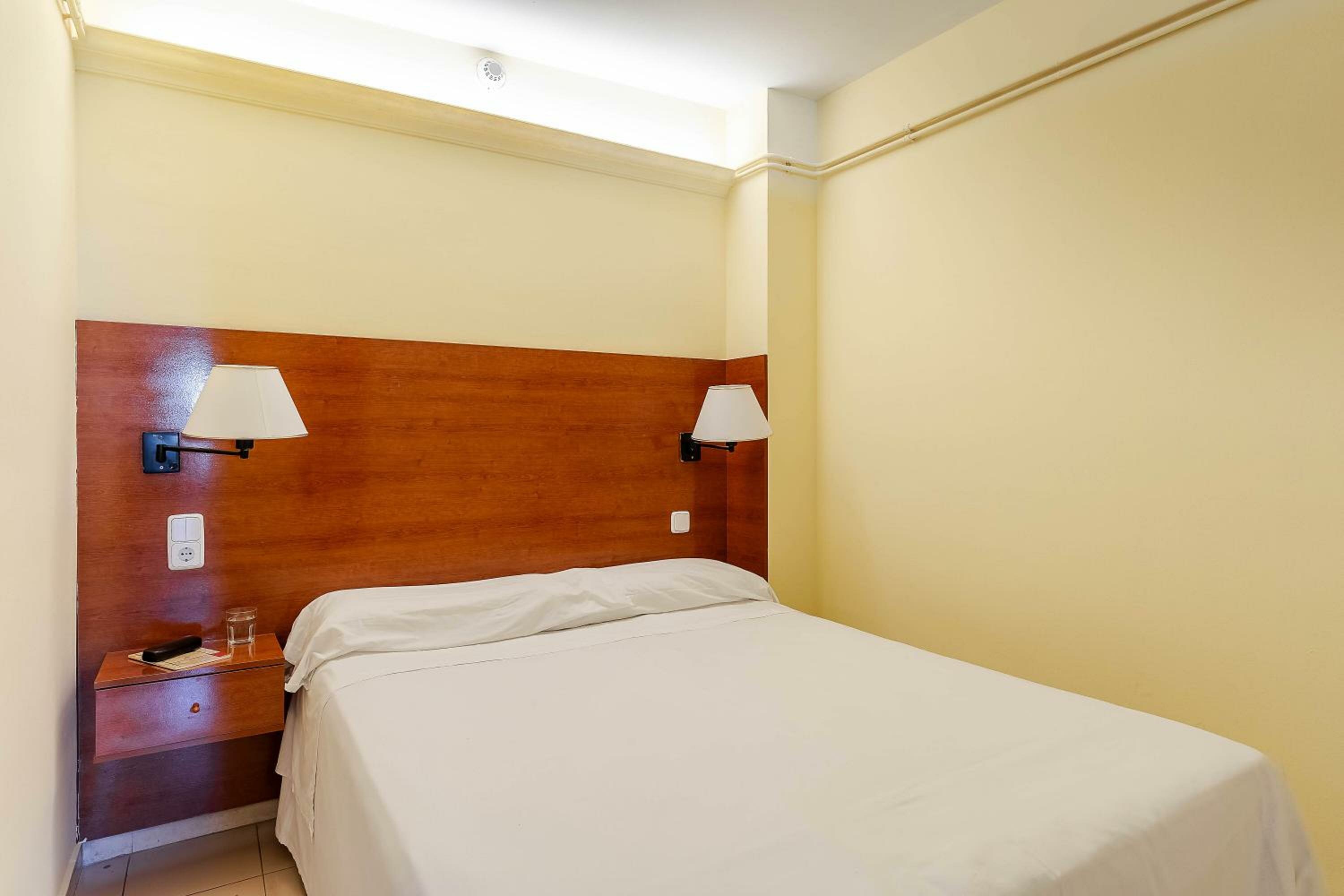 One-Bedroom Apartment (2 Adults)