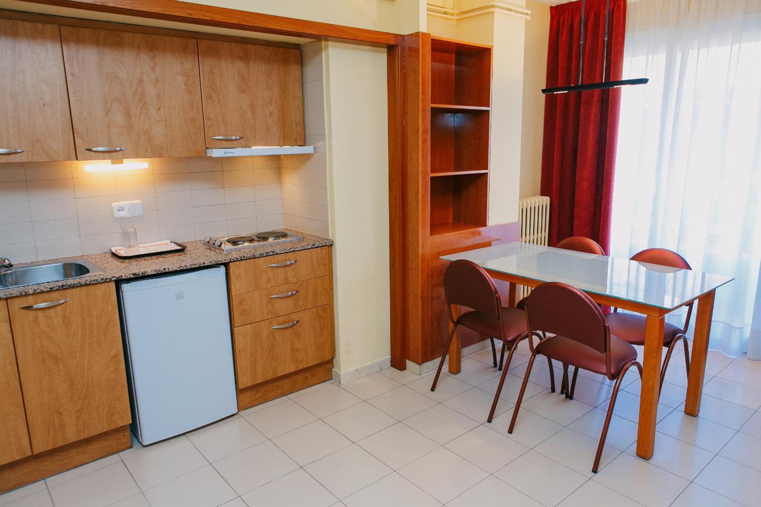 One-Bedroom Apartment (2 Adults)