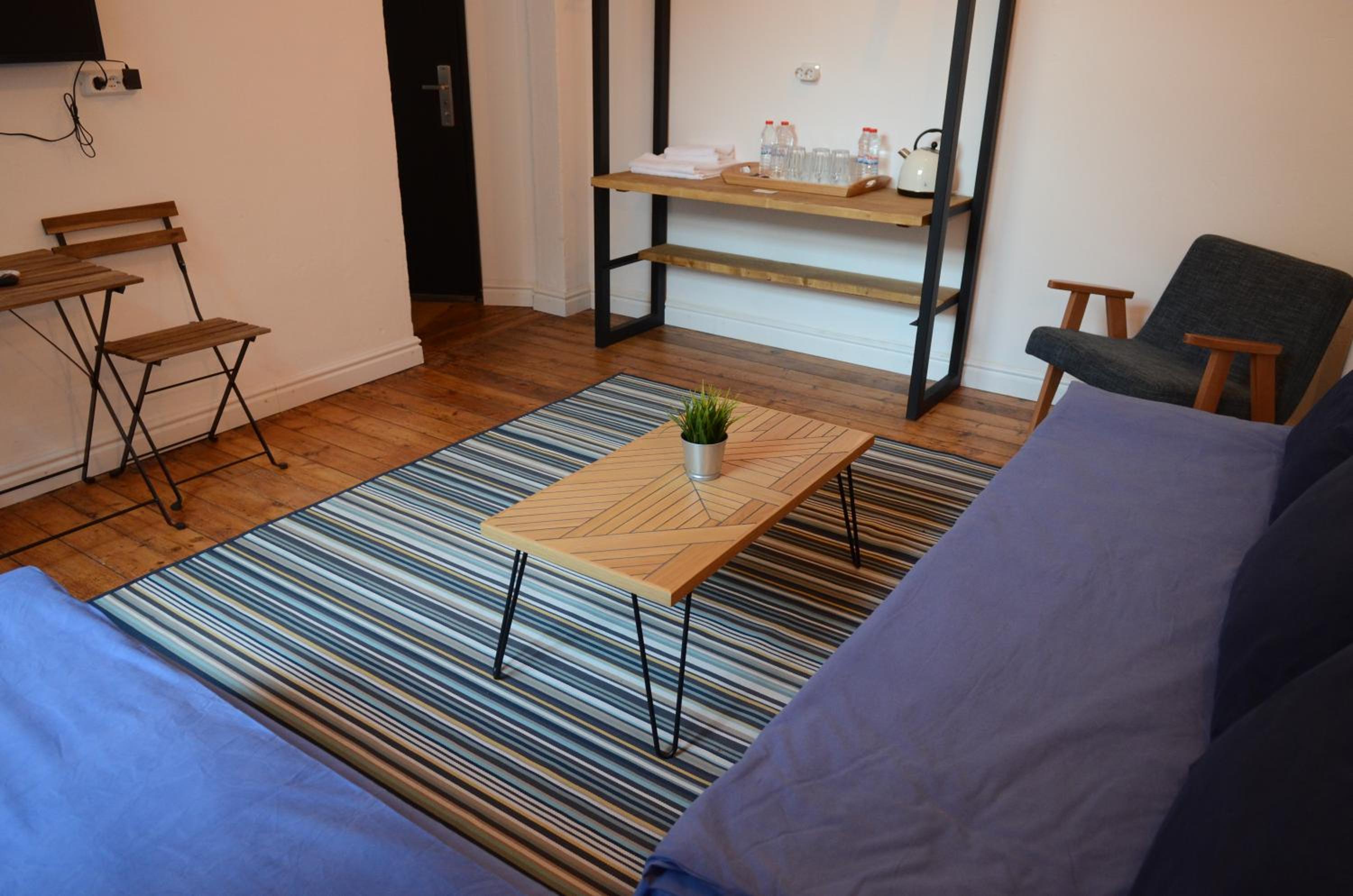 Apartment with Terrace